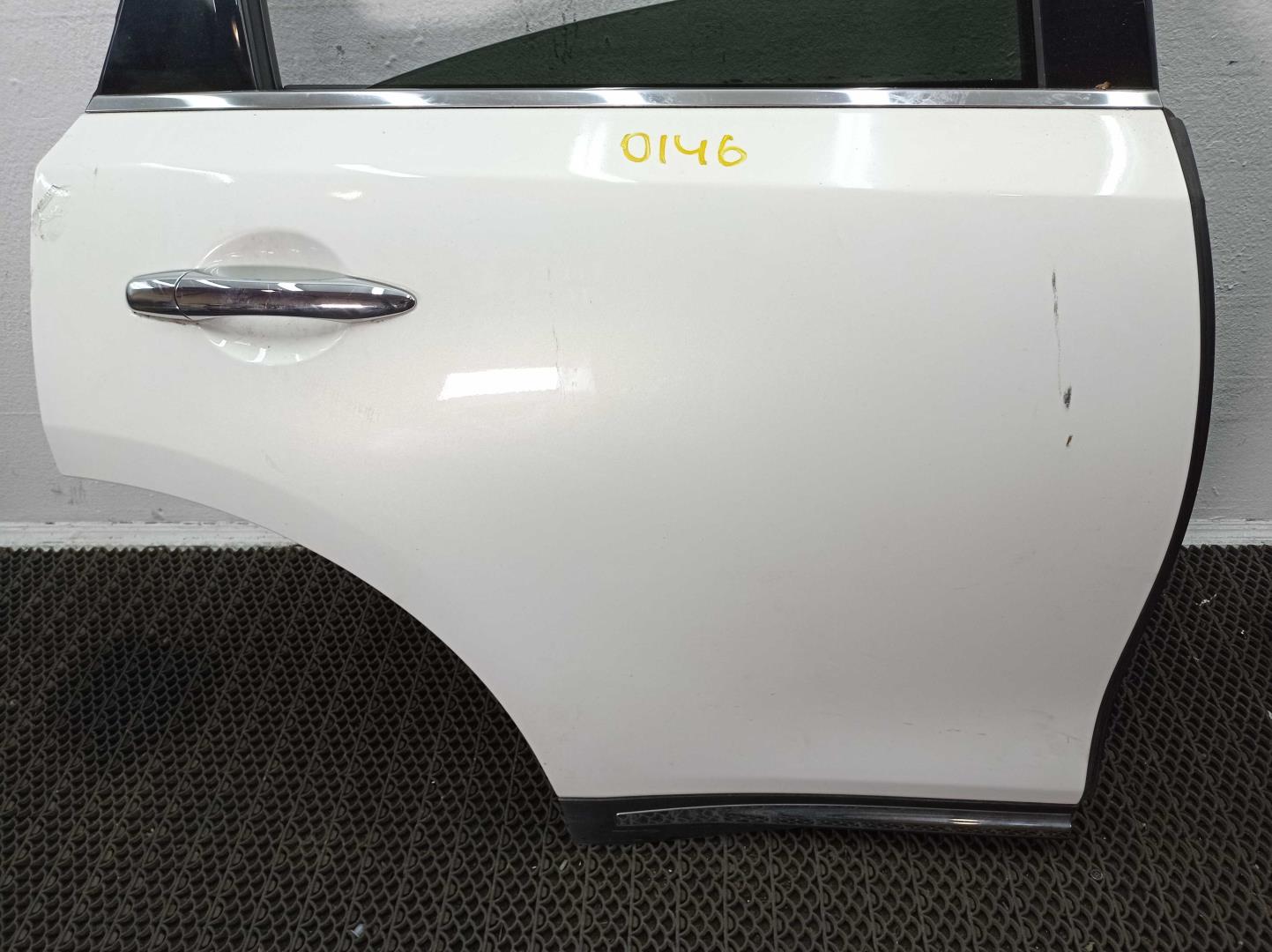 Замок двери задней правой