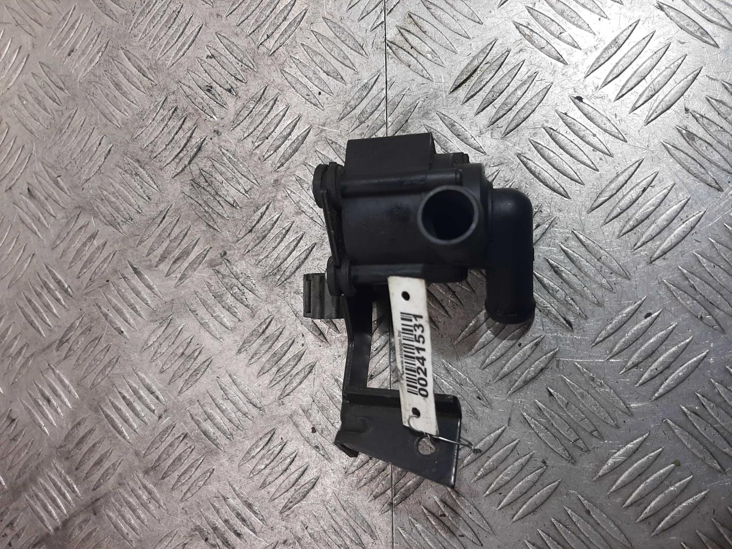 Насос электрический (доп.помпа)