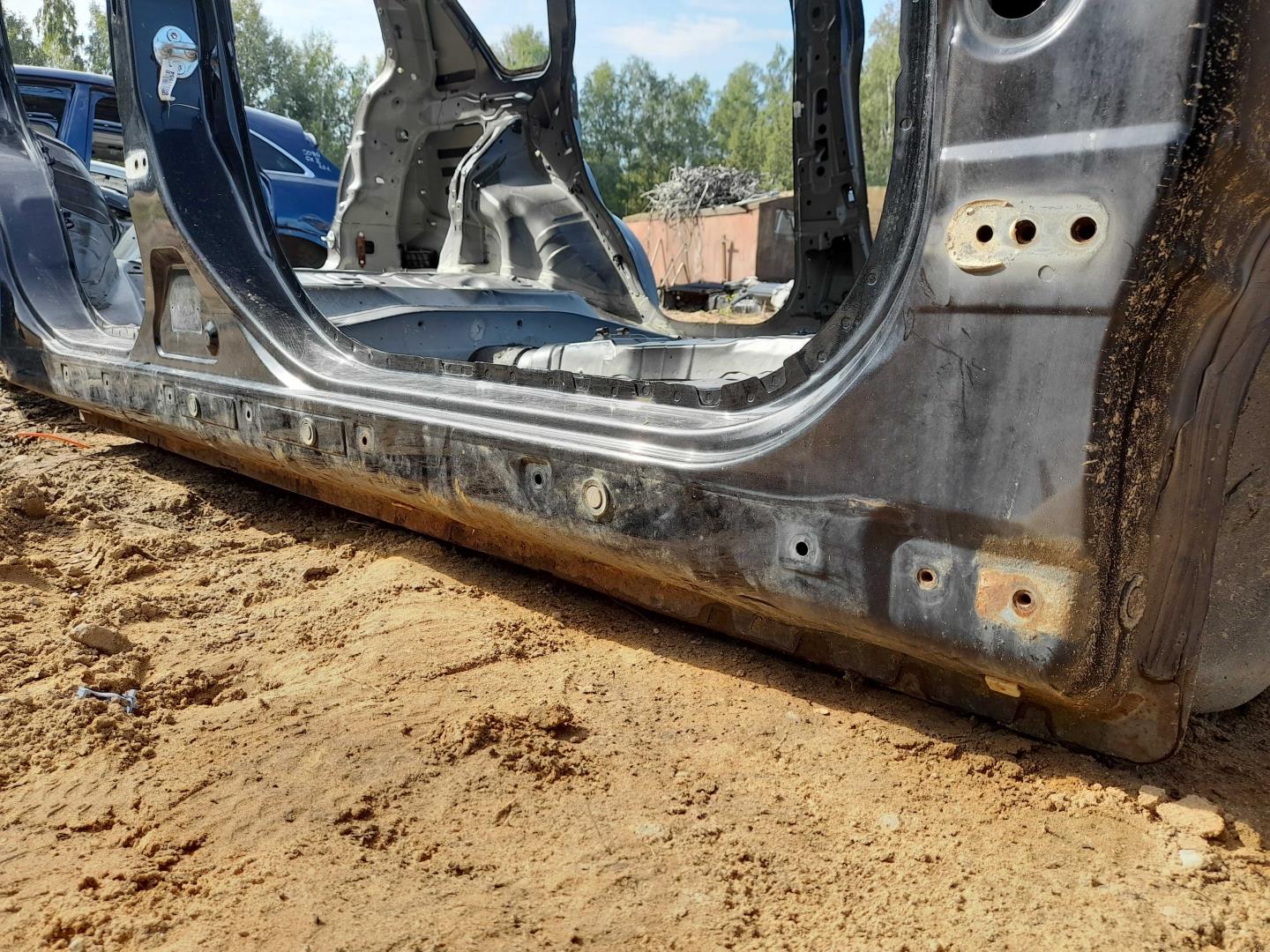 Крыло заднее правое