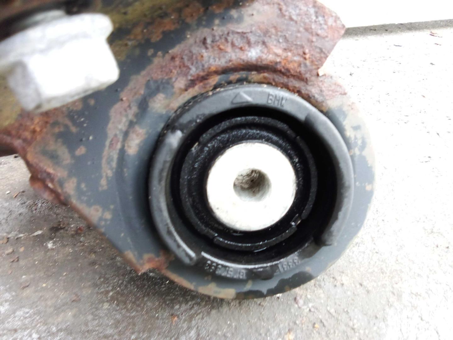 Балка задняя