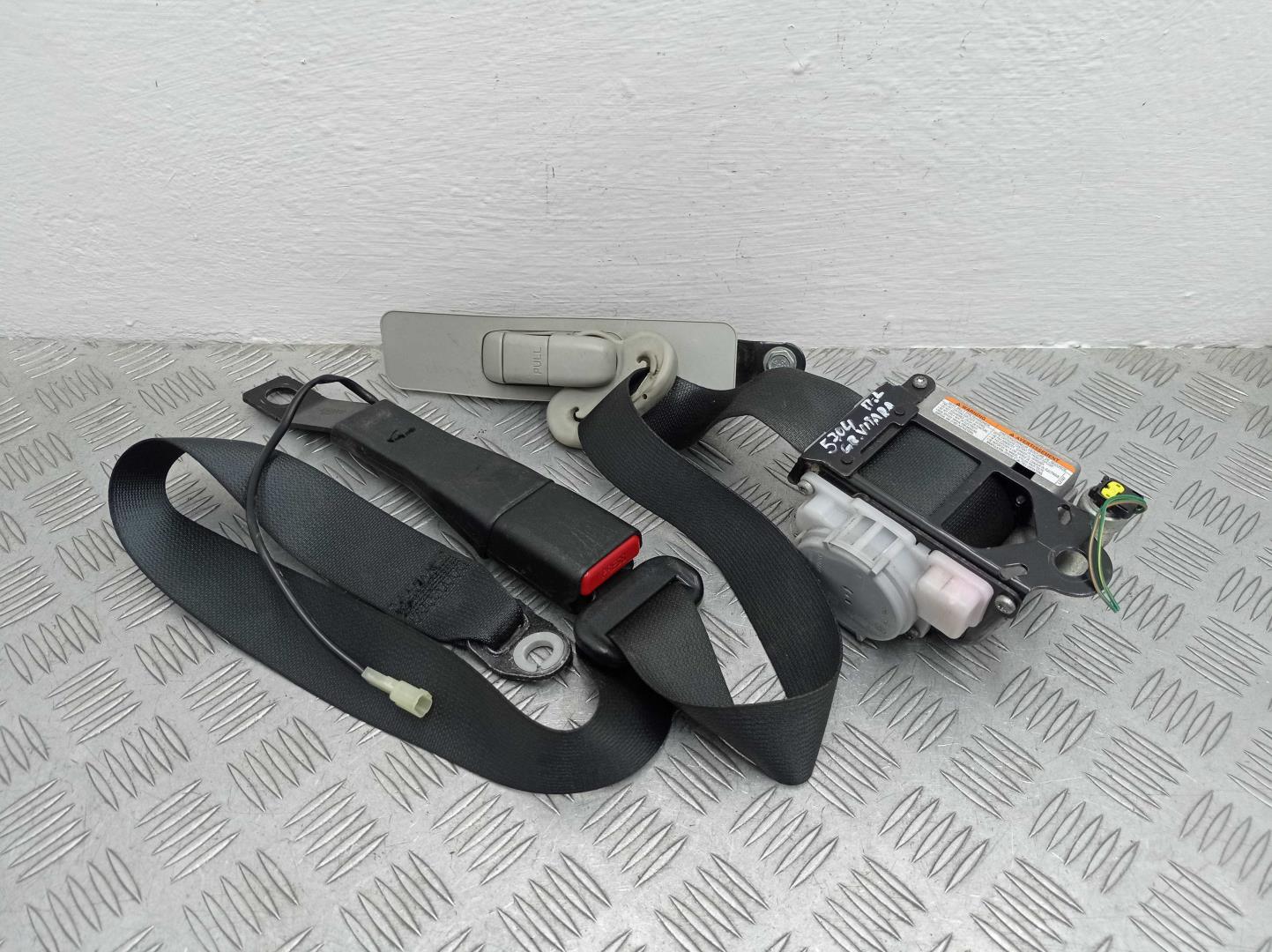 Ремень безопасности