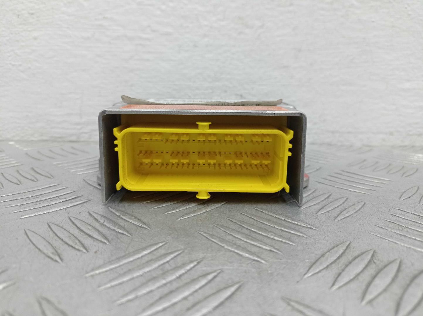 Блок управления подушек безопасности (AIR BAG)