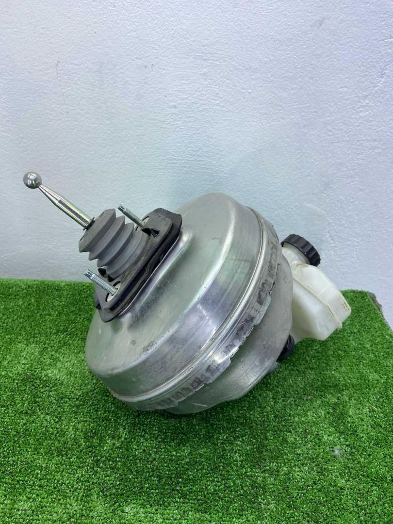 Усилитель тормозов вакуумный