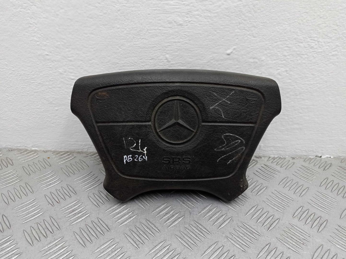 Подушка безопасности в рулевое колесо