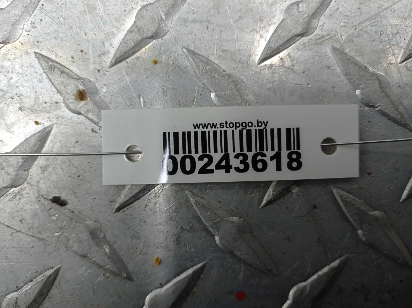 Накладка переднего крыла левого