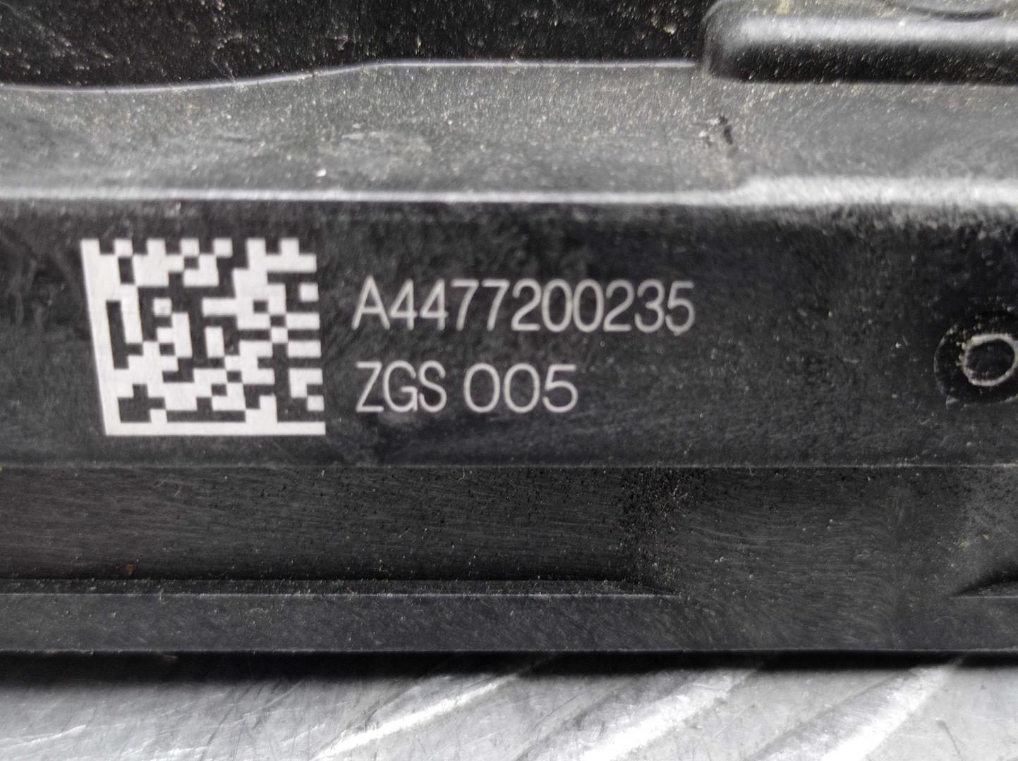 Замок двери передней правой