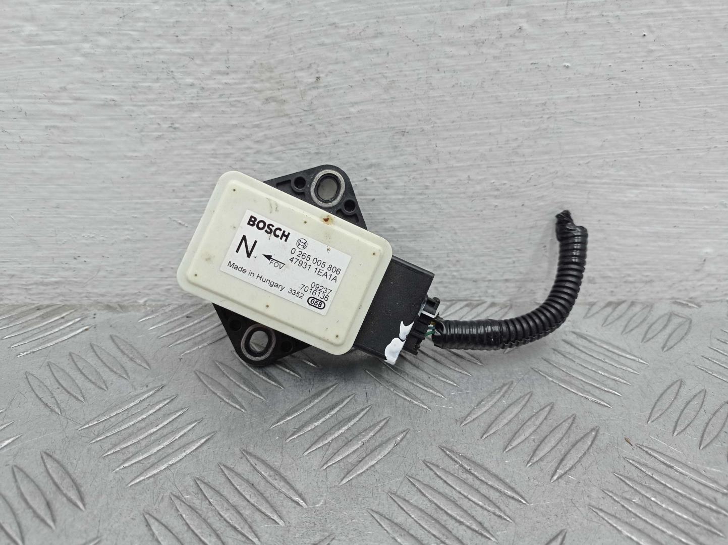 Датчик ускорения