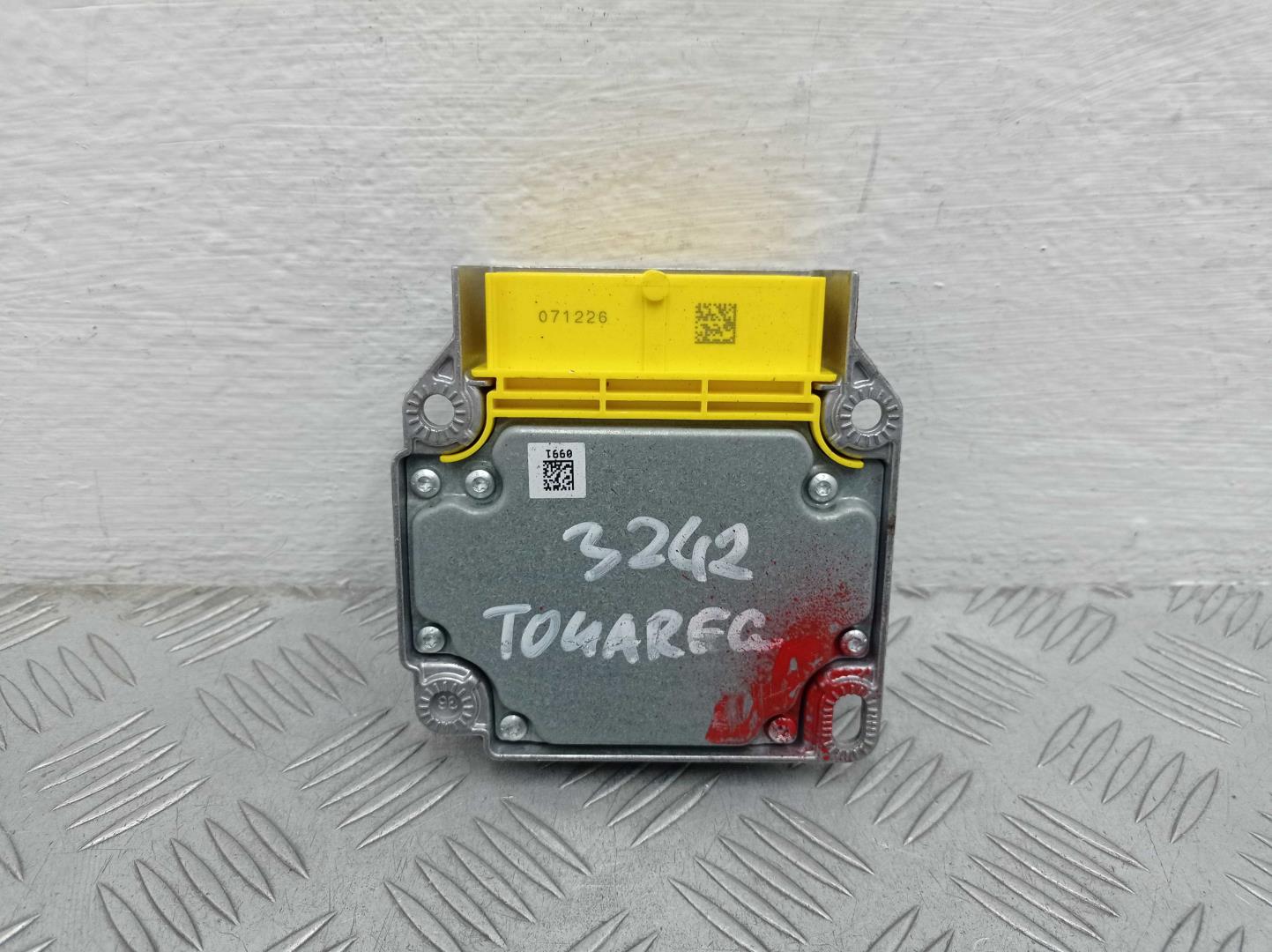 Блок управления подушек безопасности (AIR BAG)