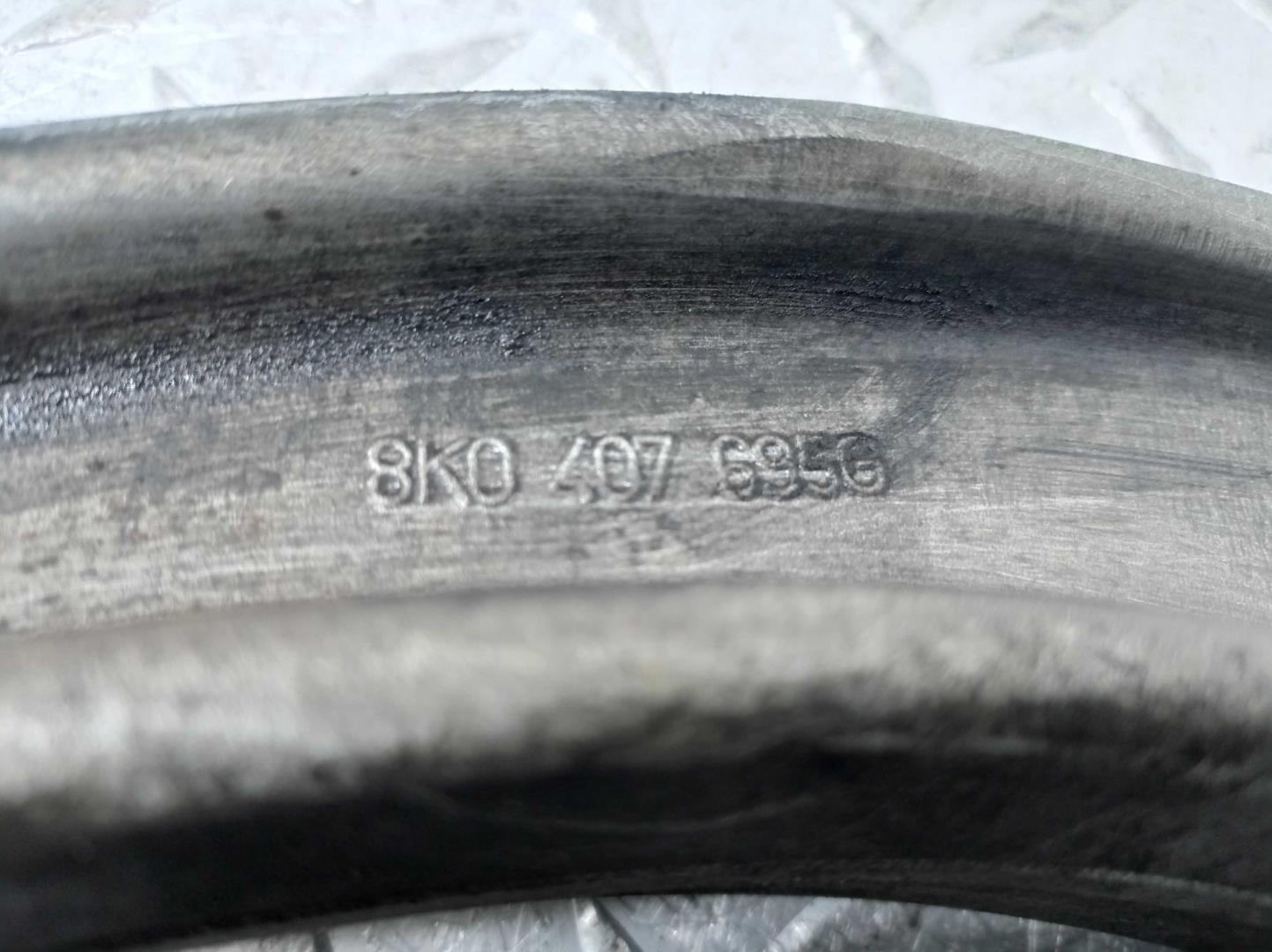 Рычаг передний нижний левый