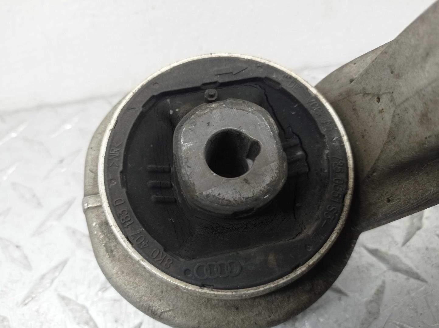 Рычаг передний нижний левый