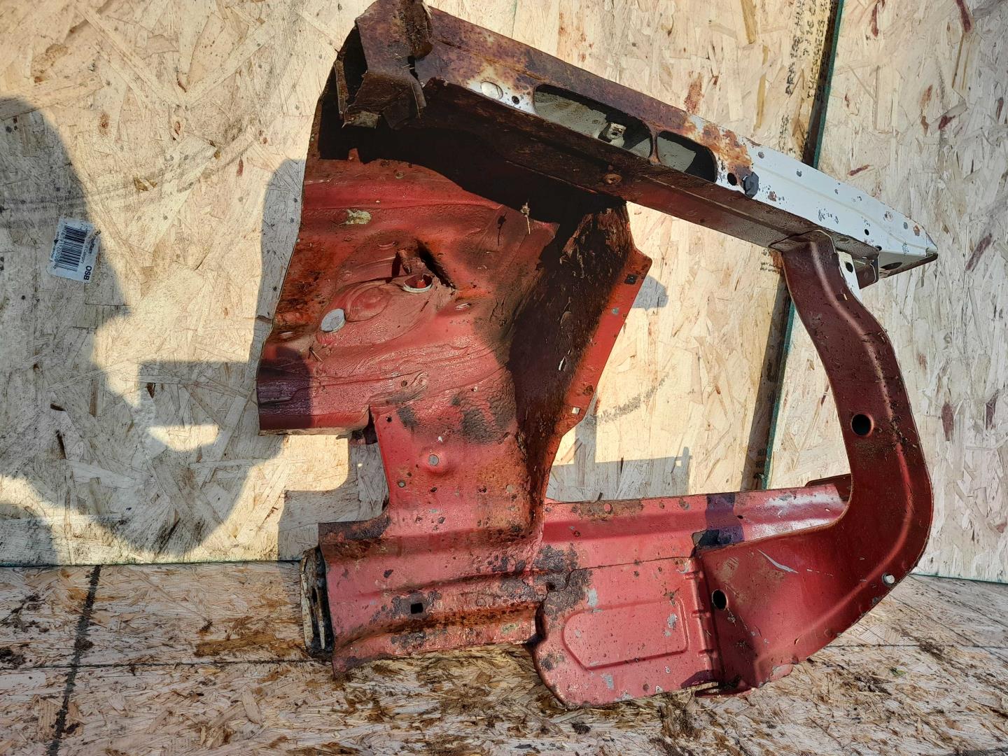 Лонжерон передний правый