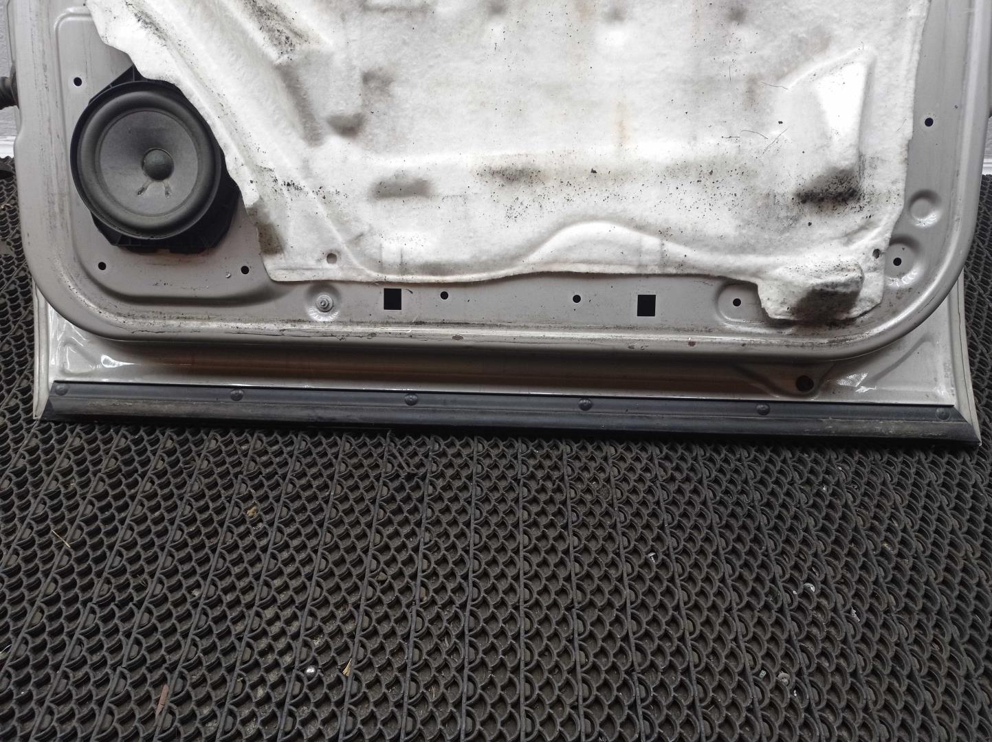 Стеклоподъемник электр. передний правый