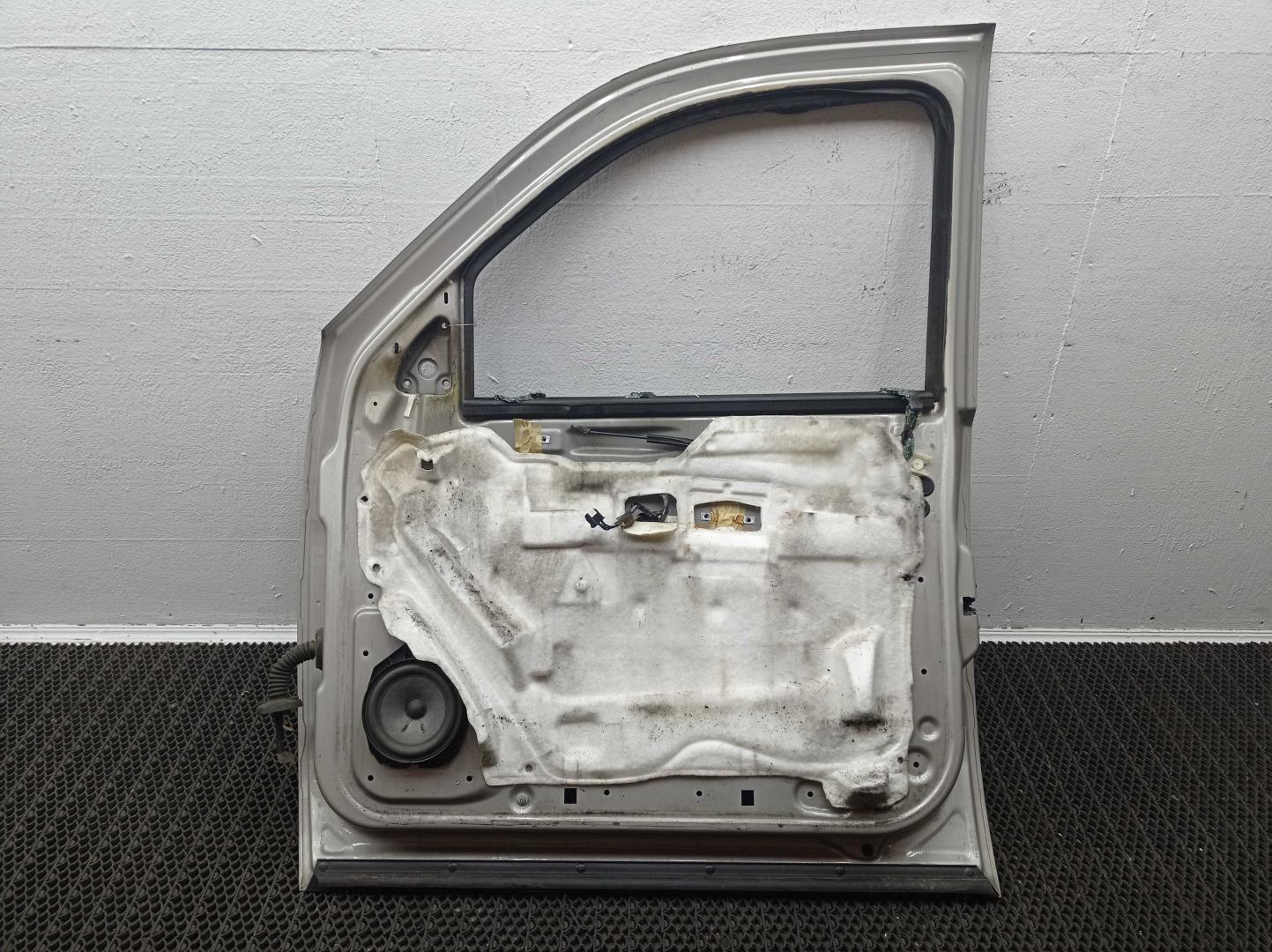 Стеклоподъемник электр. передний правый