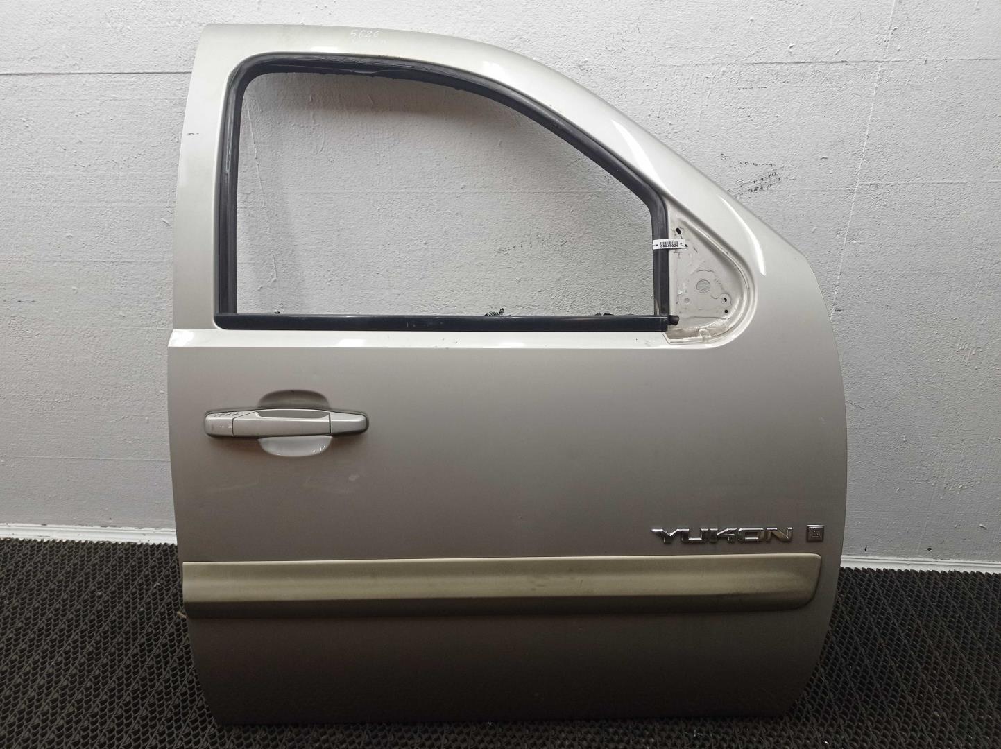 Стеклоподъемник электр. передний правый