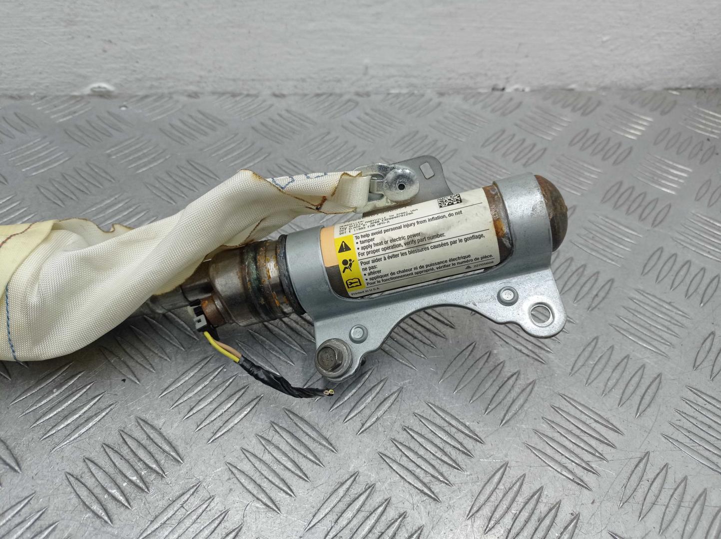 Подушка безопасности боковая (шторка)