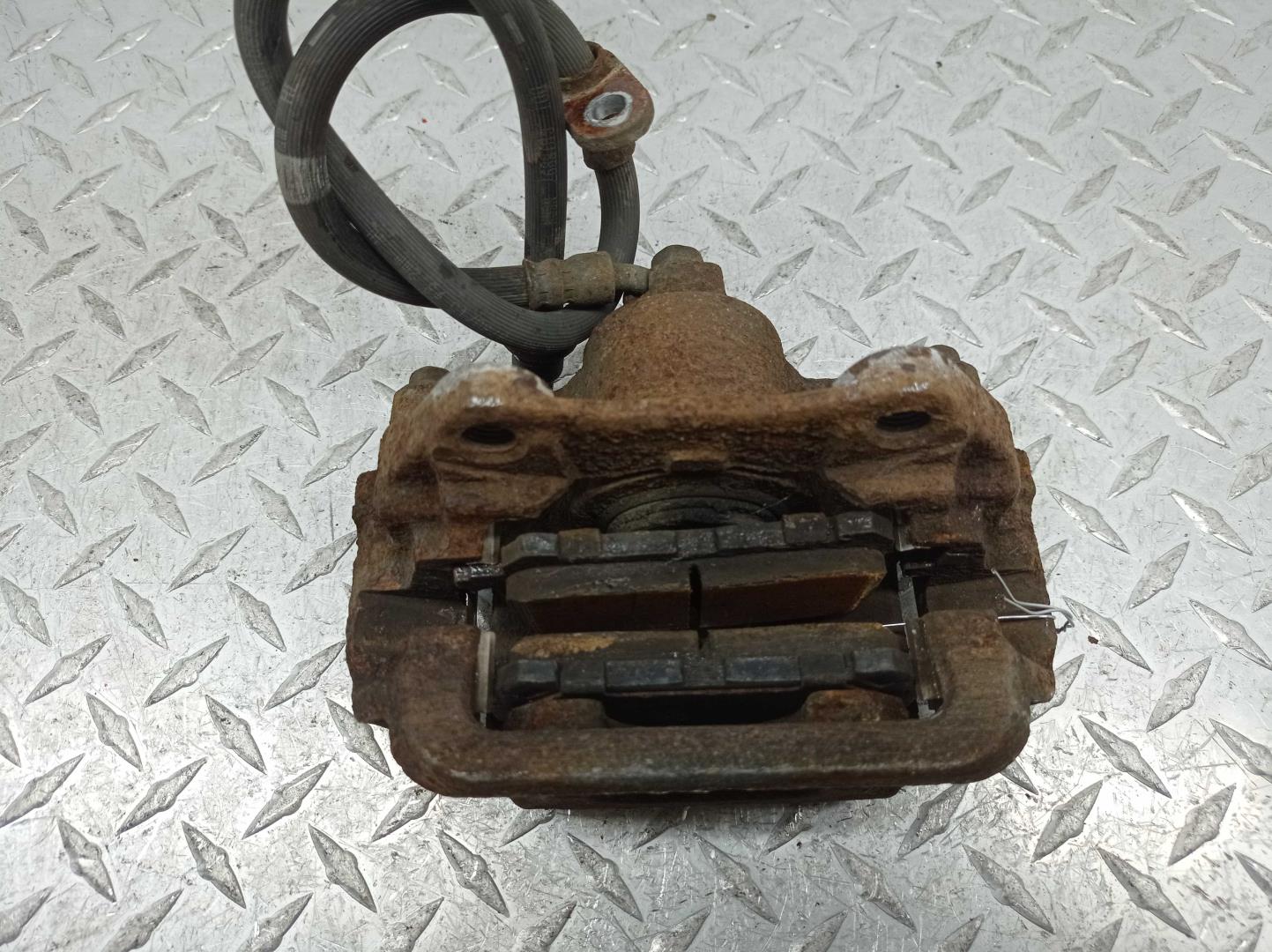 Суппорт задний правый