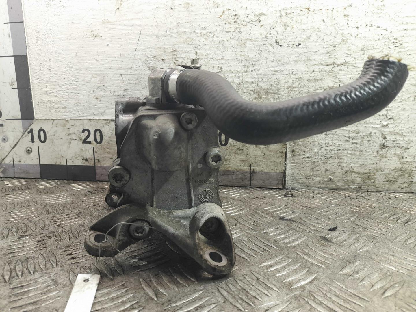 Насос ГУР (гидроусилитель руля)