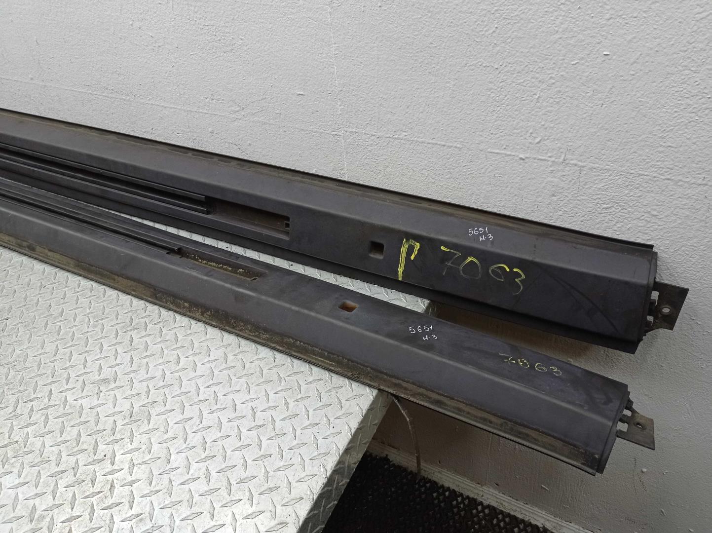 Рейлинги (релинг) к-кт (планки на крышу)