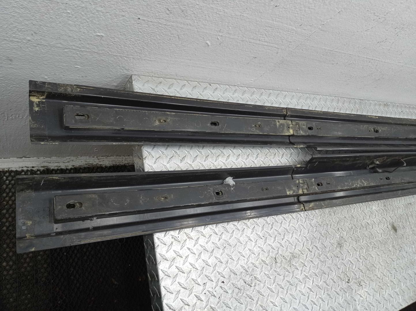 Рейлинги (релинг) к-кт (планки на крышу)