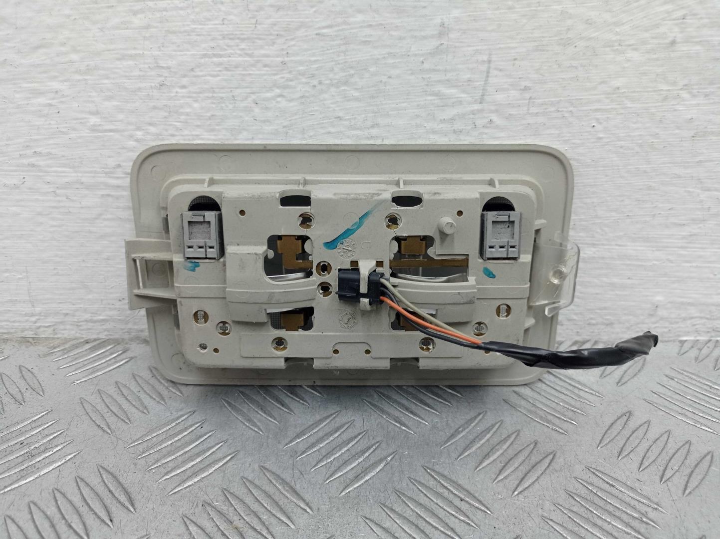 Плафон салонный