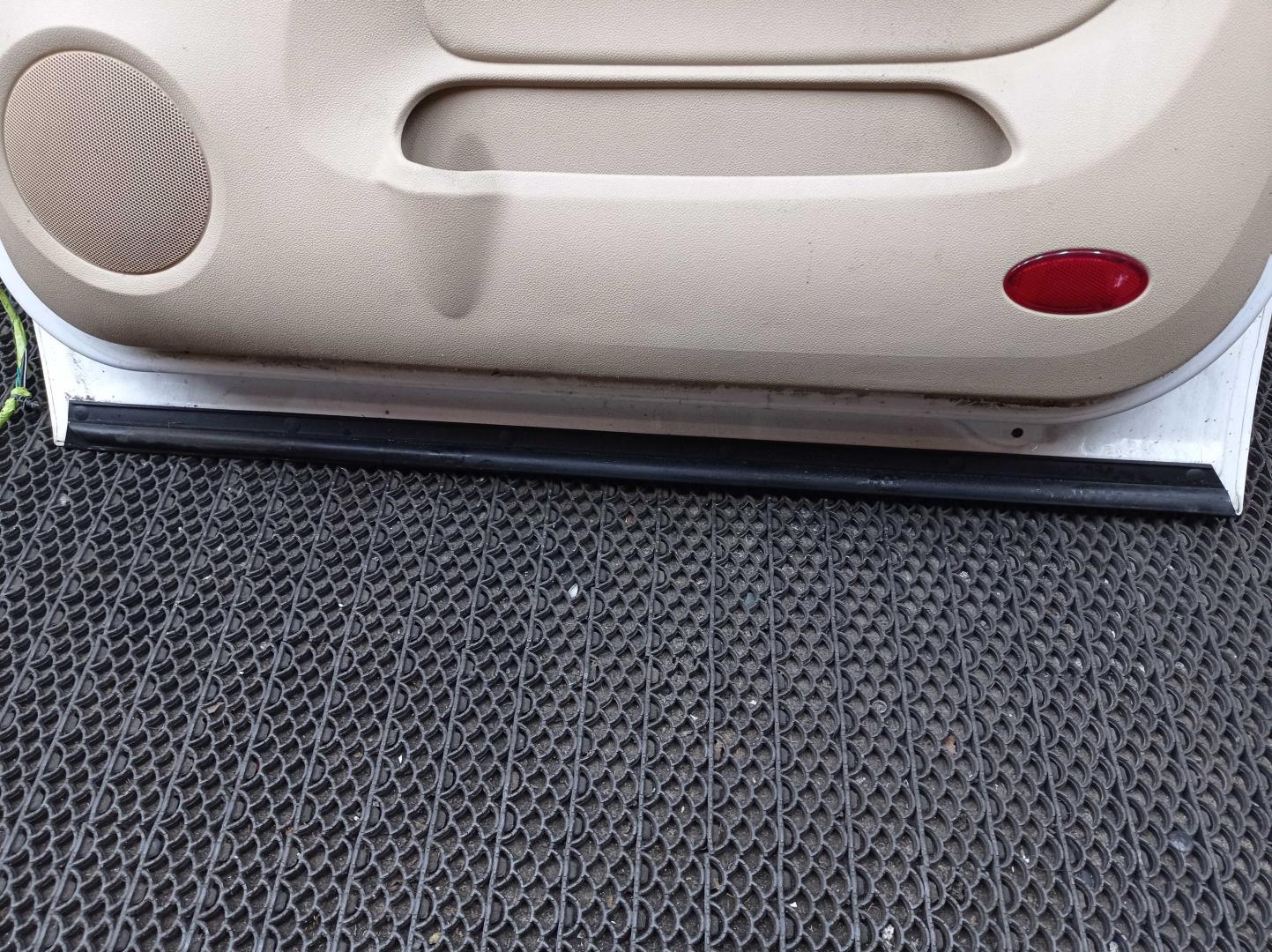 Накладка (кузов наружные)