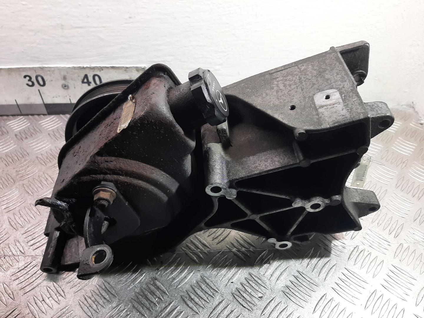 Насос ГУР (гидроусилитель руля)