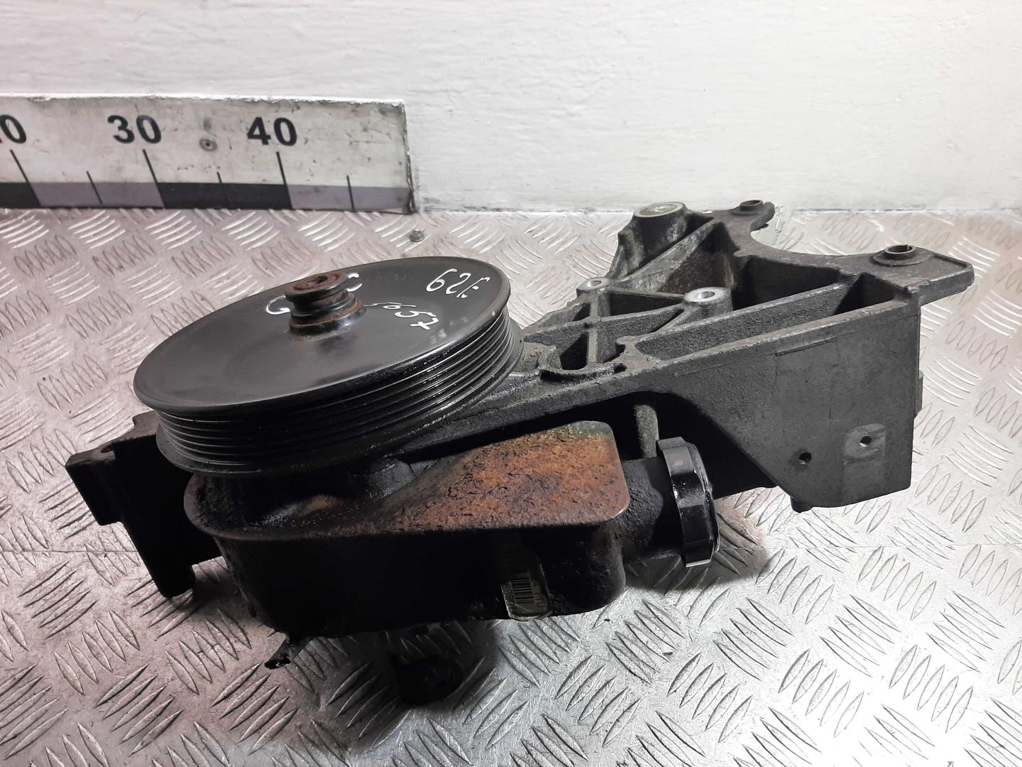 Насос ГУР (гидроусилитель руля)