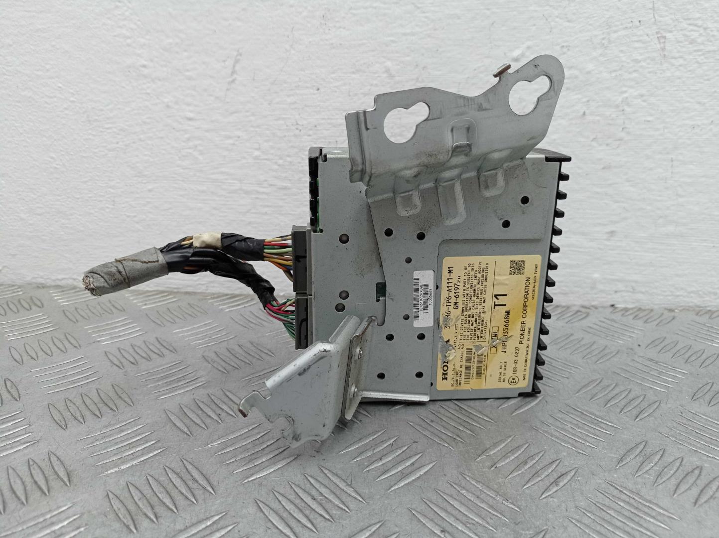 Усилитель акустической системы