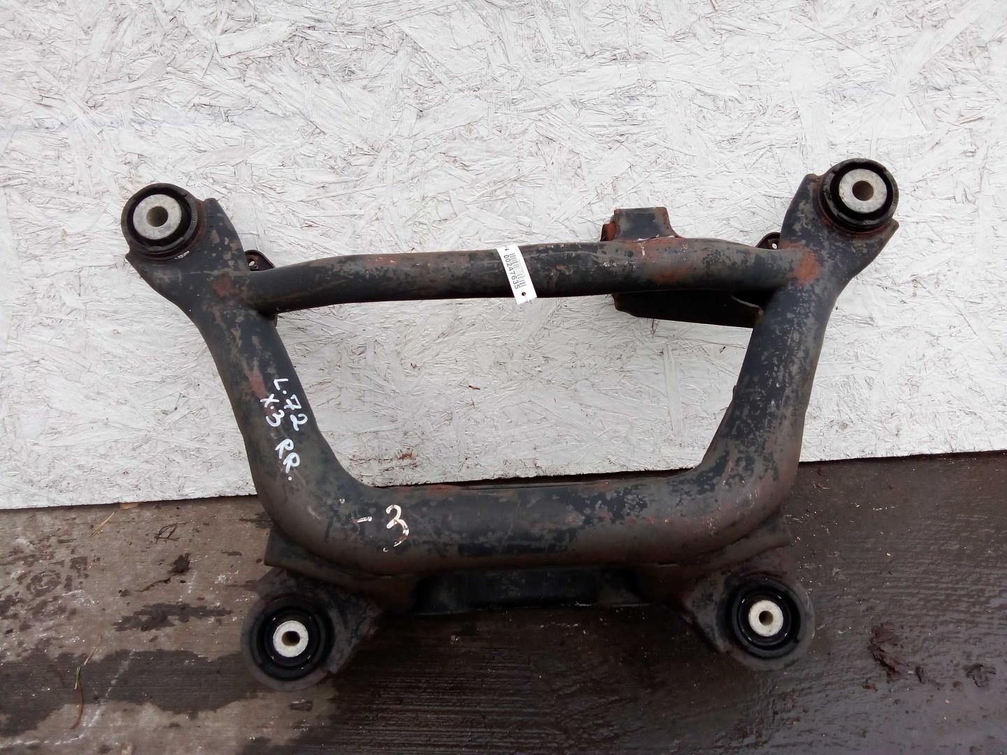 Балка задняя