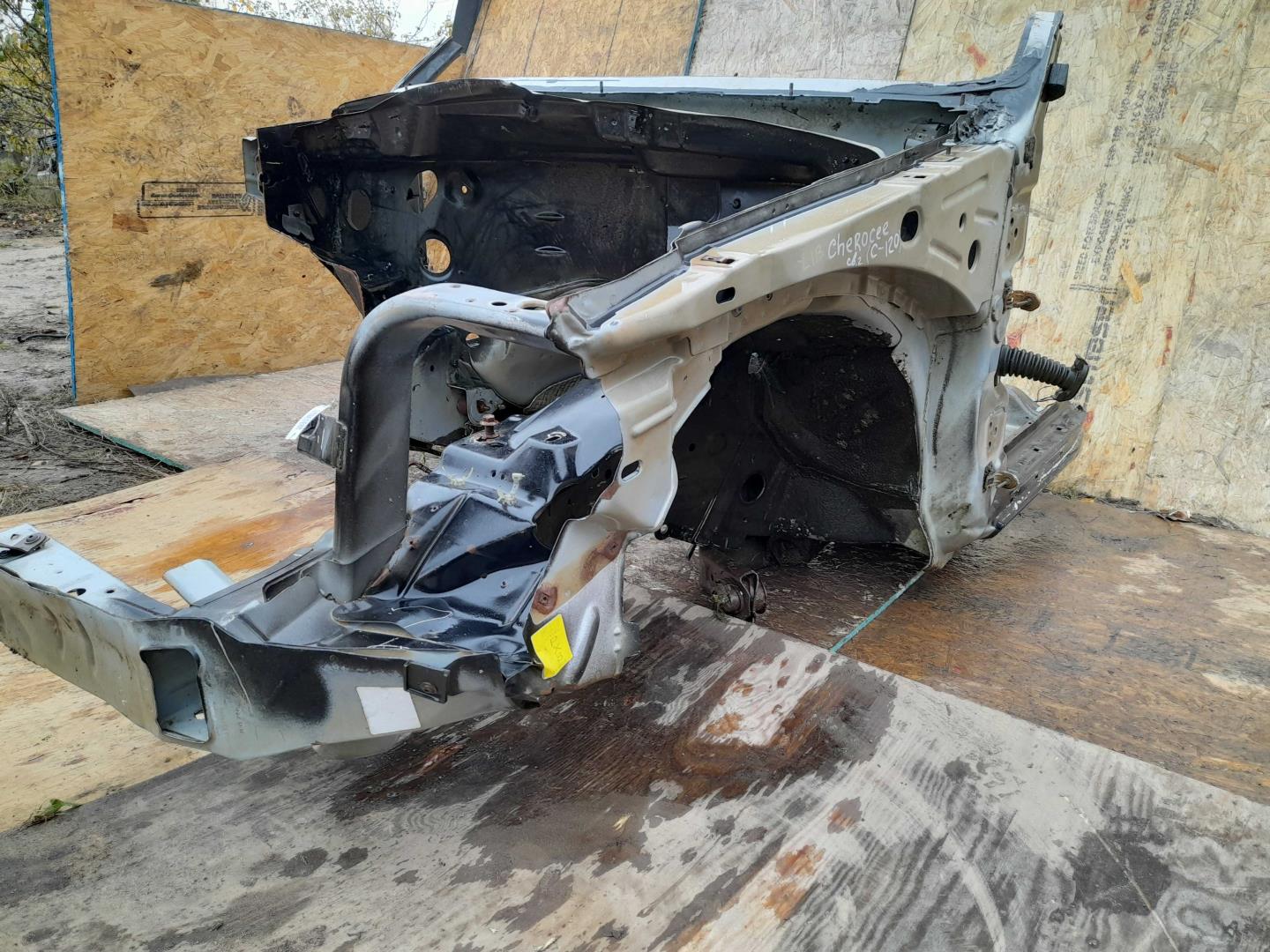 Лонжерон передний левый