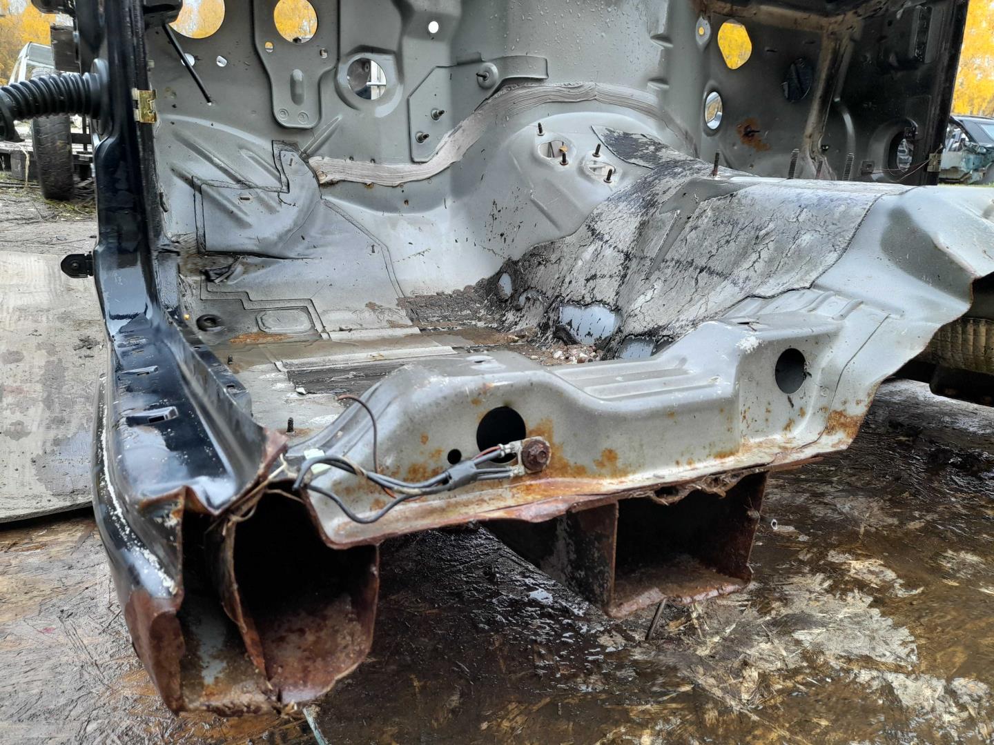 Лонжерон передний левый