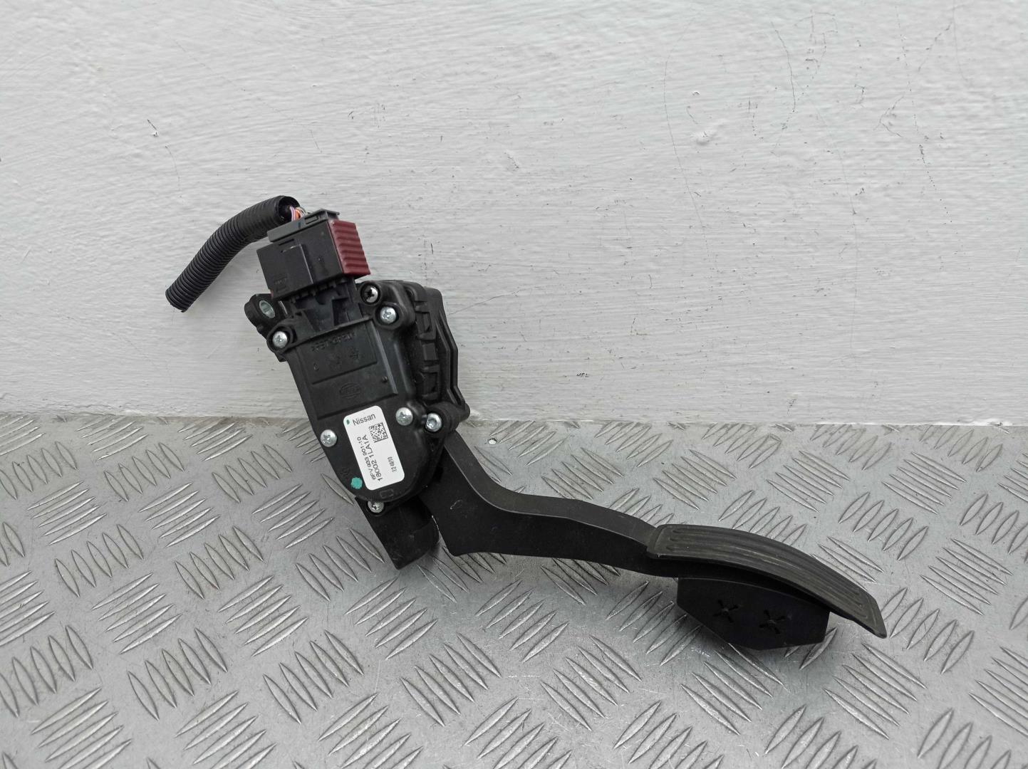 Педаль газа