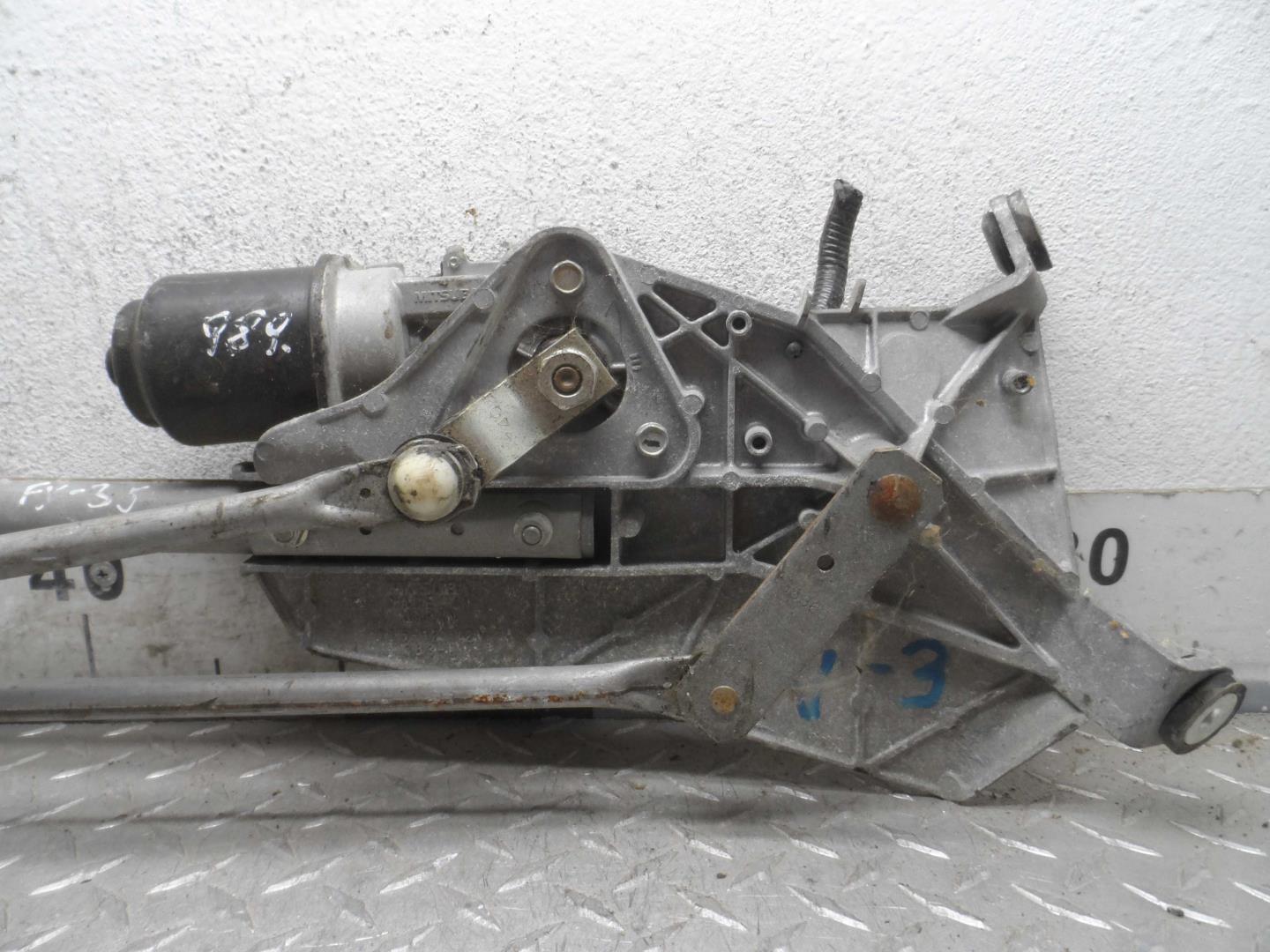 Трапеция стеклоочистителей