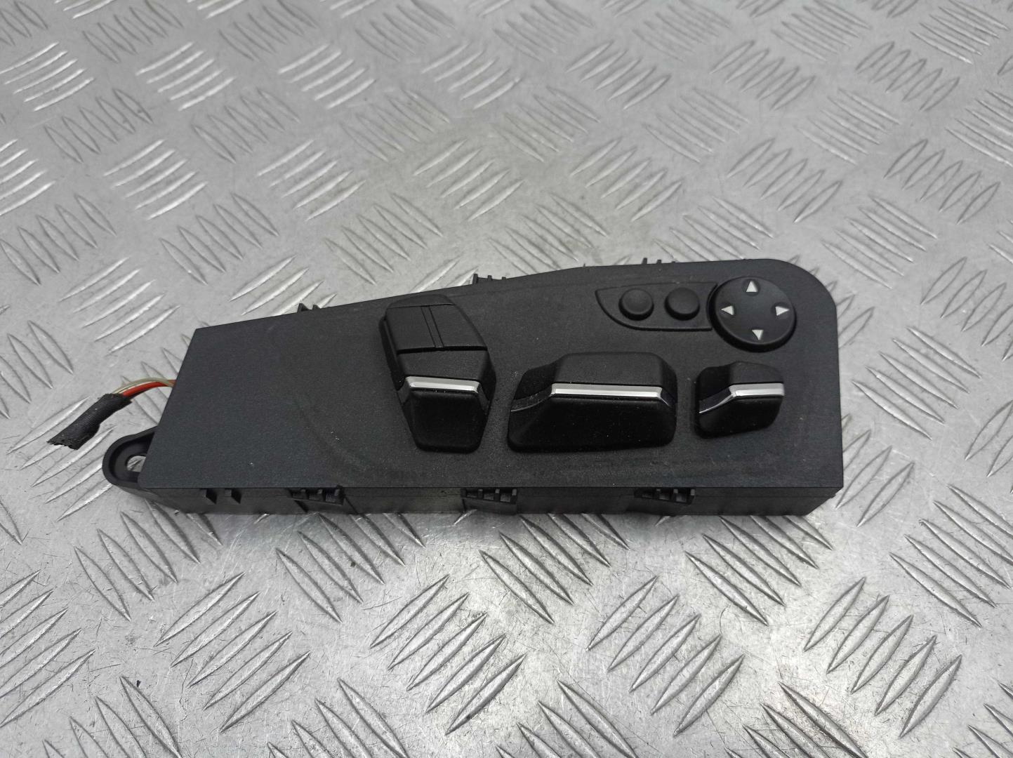 Переключатель регулировки сиденья