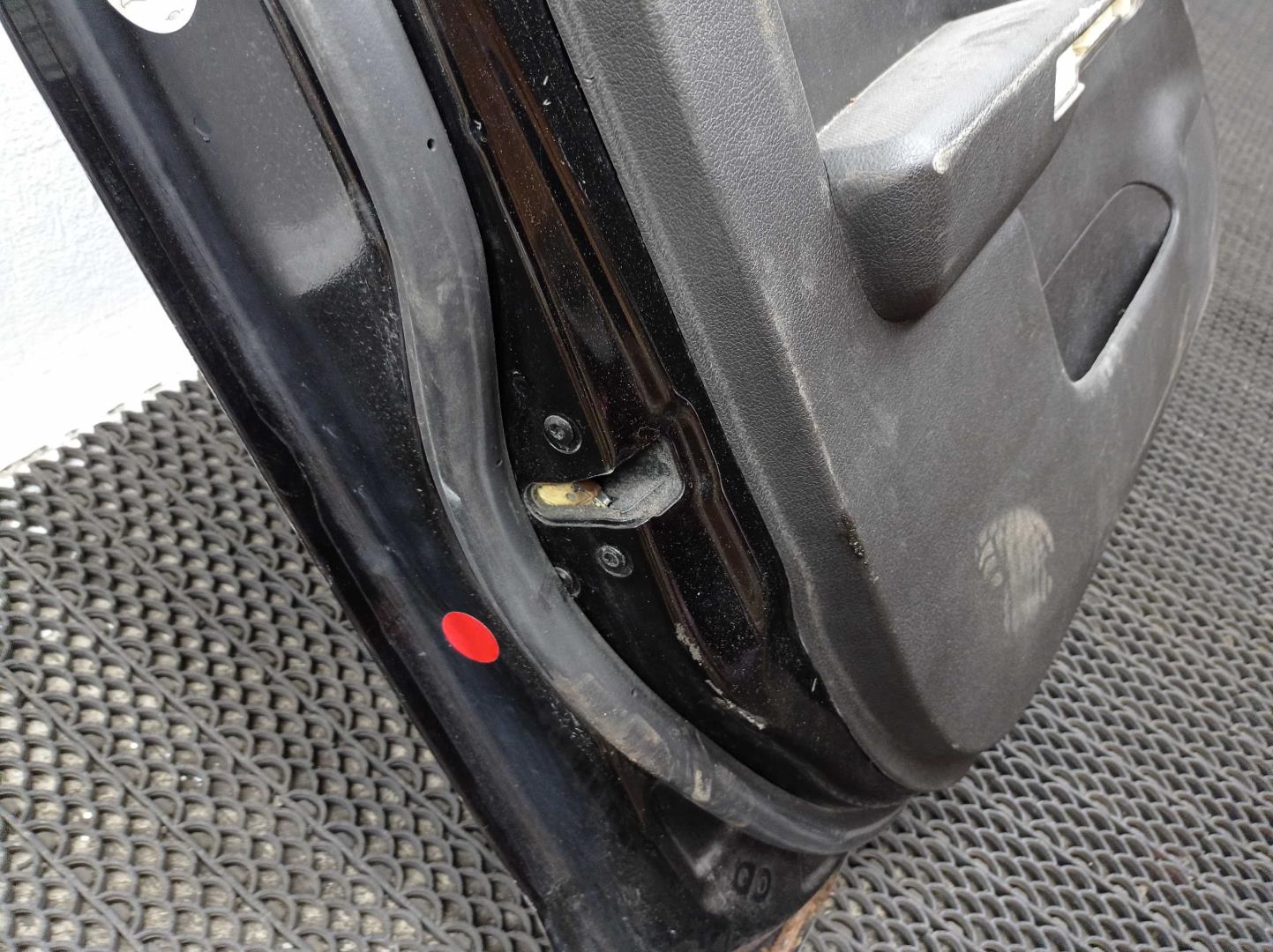 Ручка двери передней наружная левая