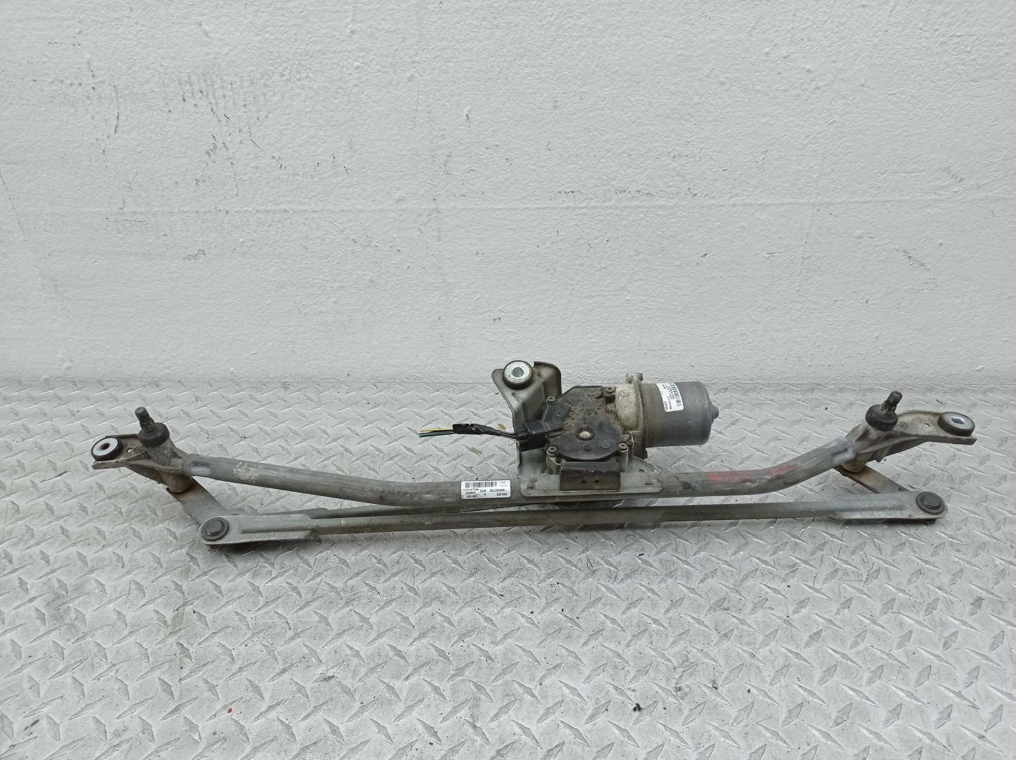 Трапеция стеклоочистителей