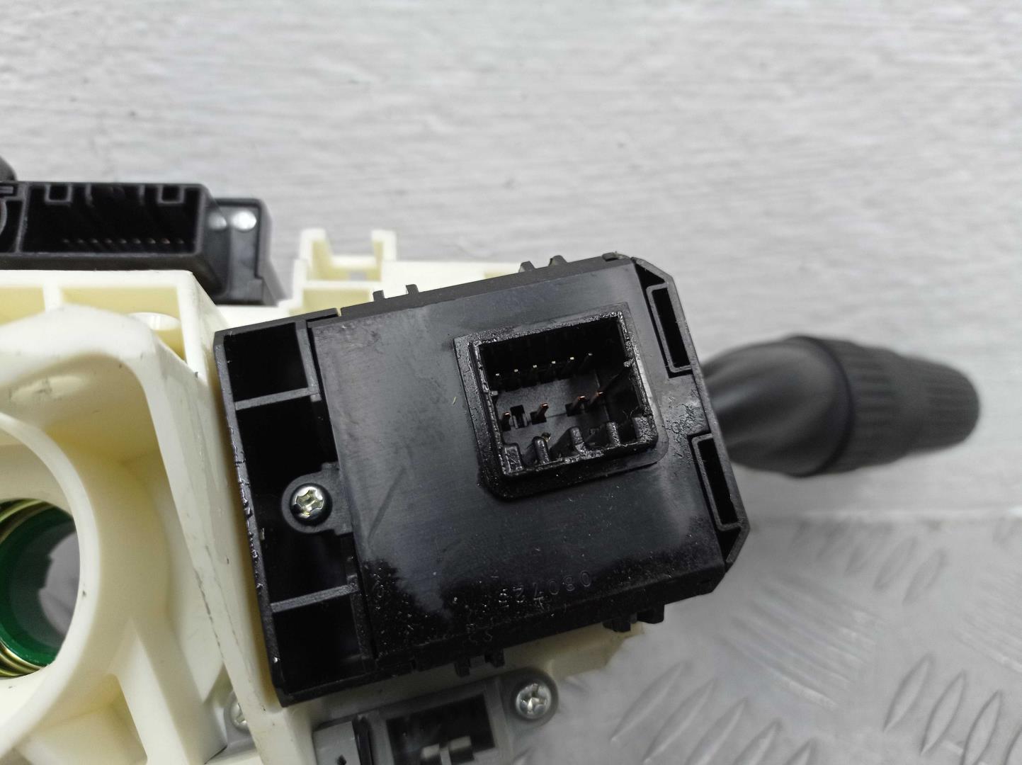 Переключатель подрулевой