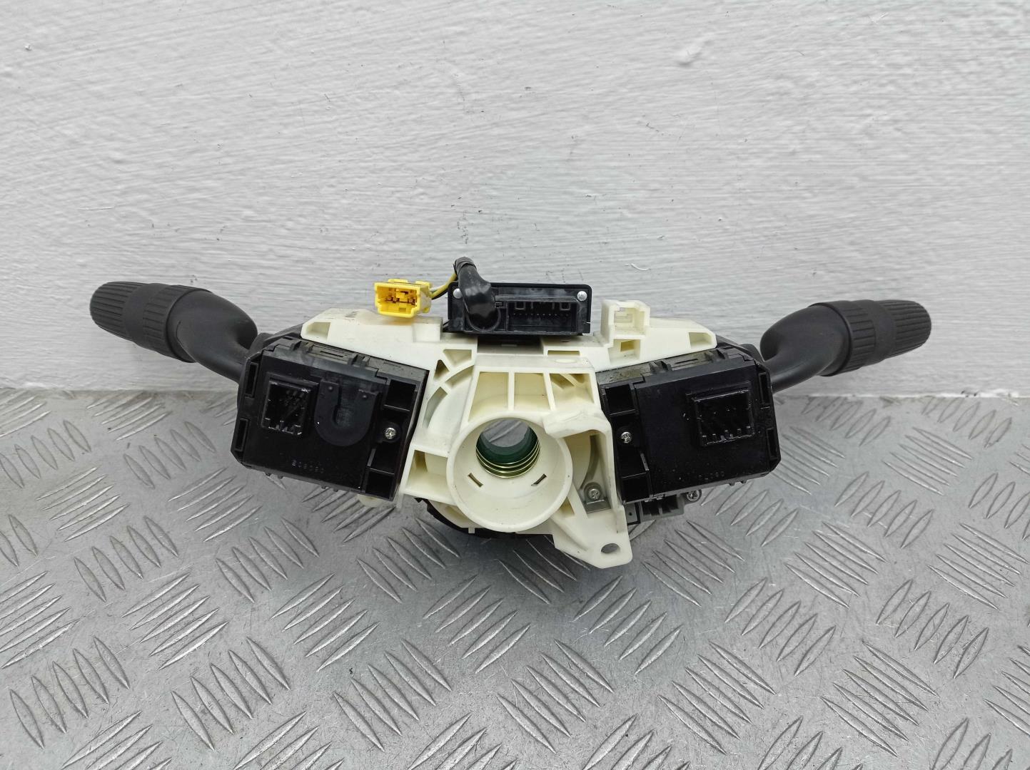 Переключатель подрулевой