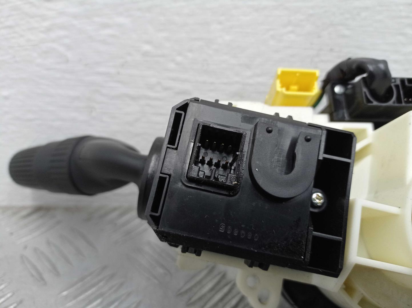 Переключатель подрулевой