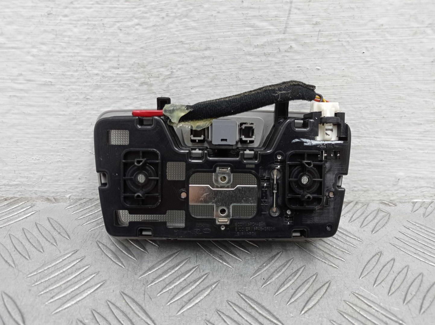 Плафон салонный