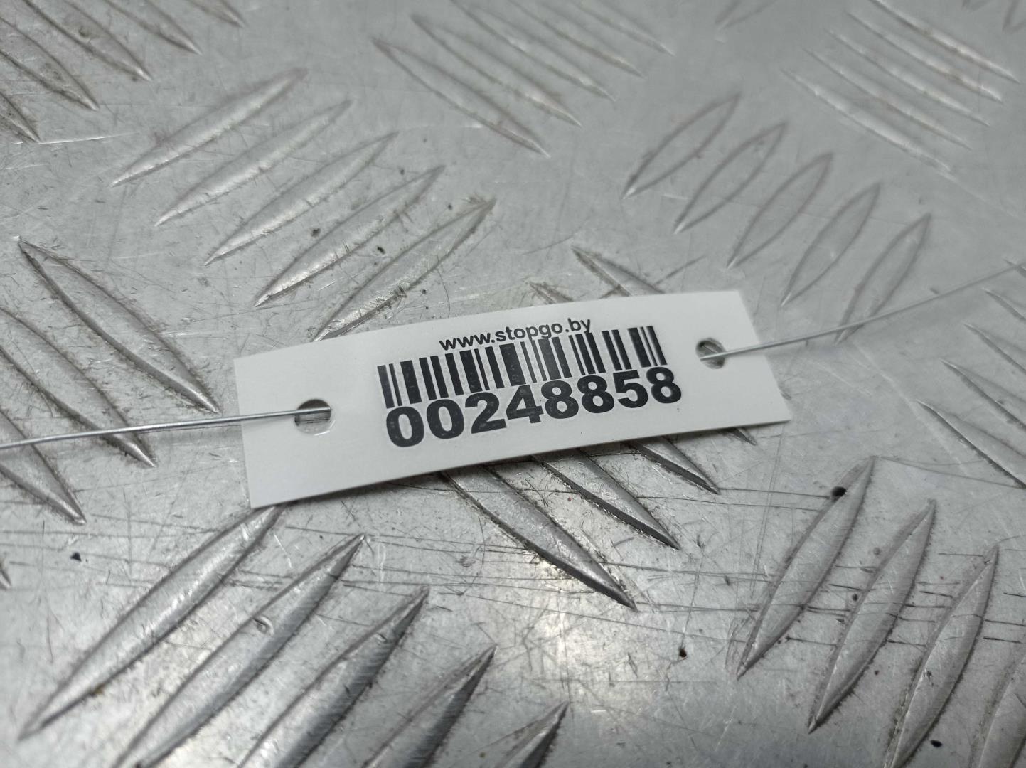 Кронштейн фар правый