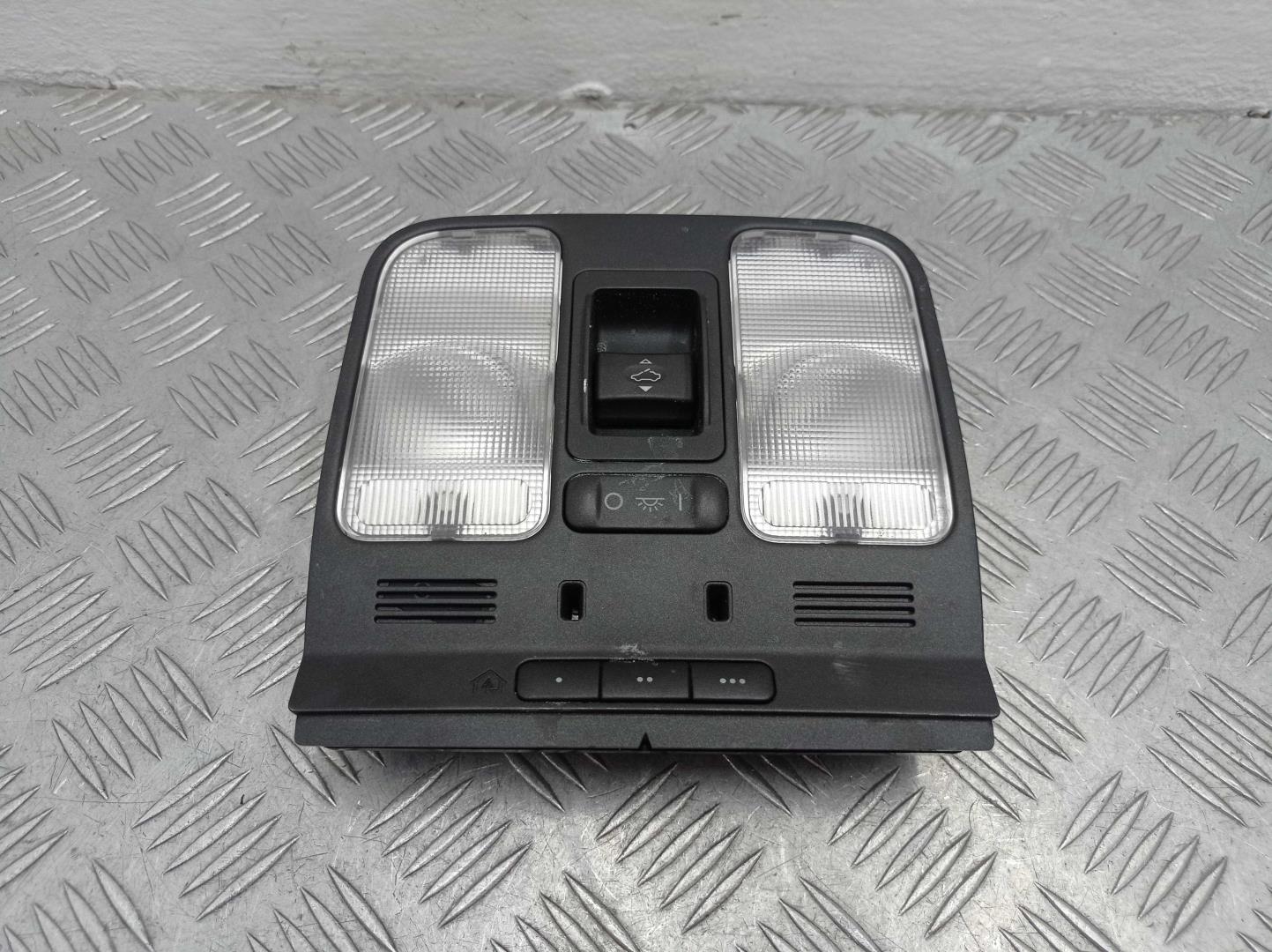 Плафон салонный