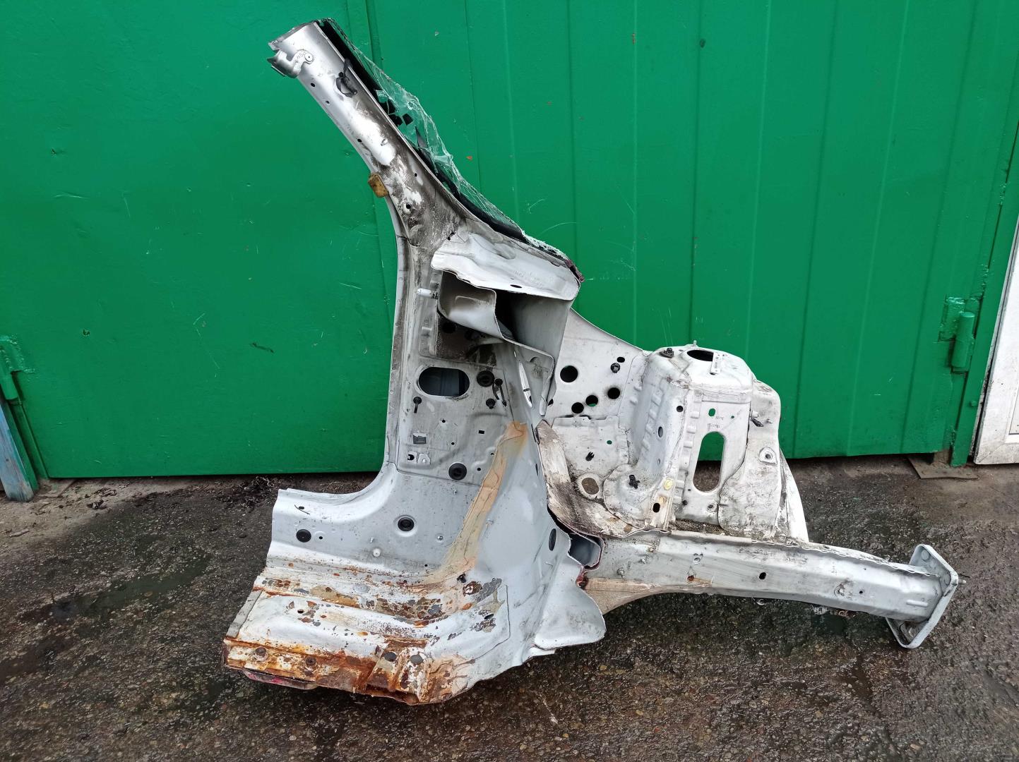 Лонжерон передний левый