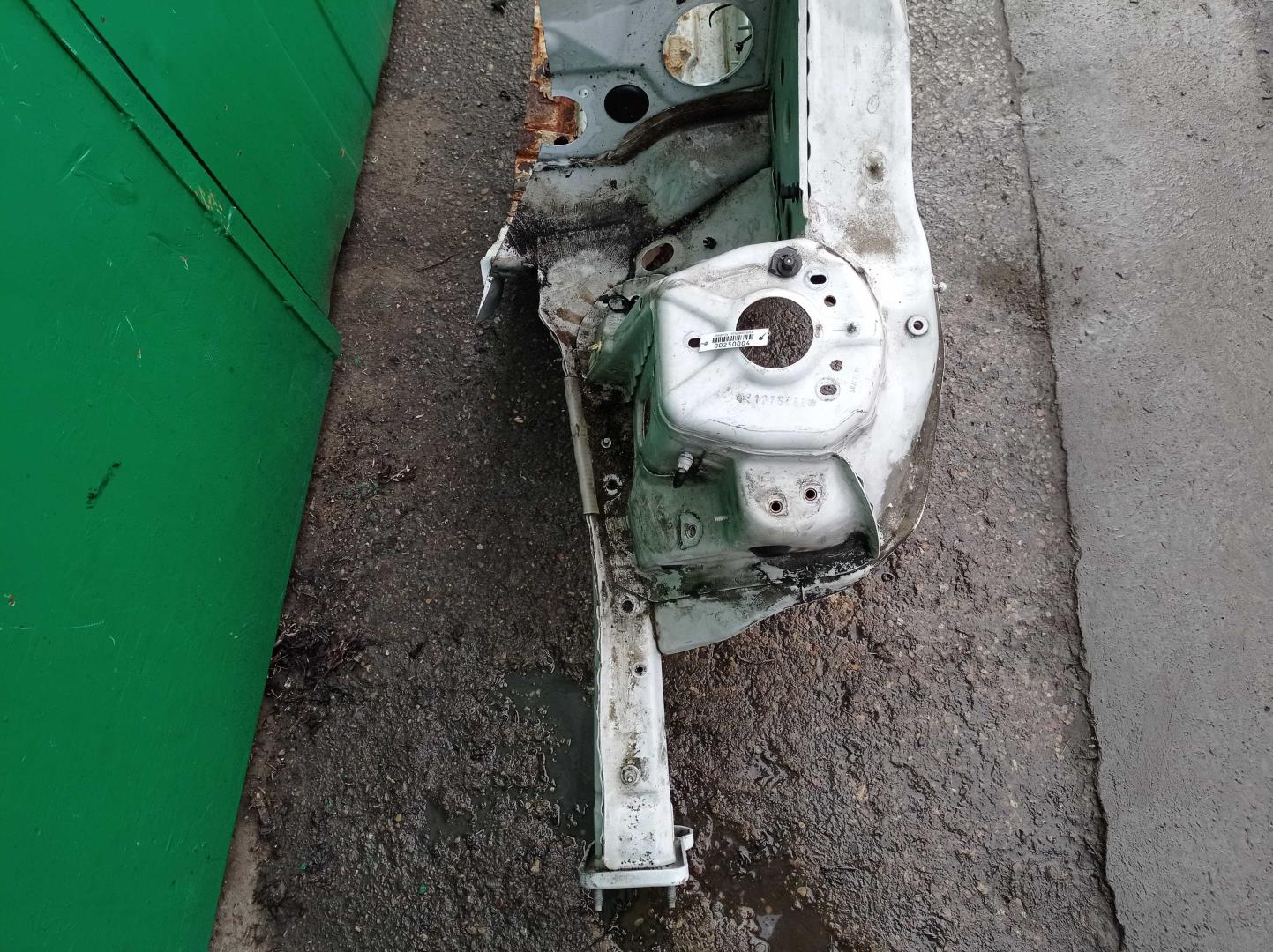 Лонжерон передний левый