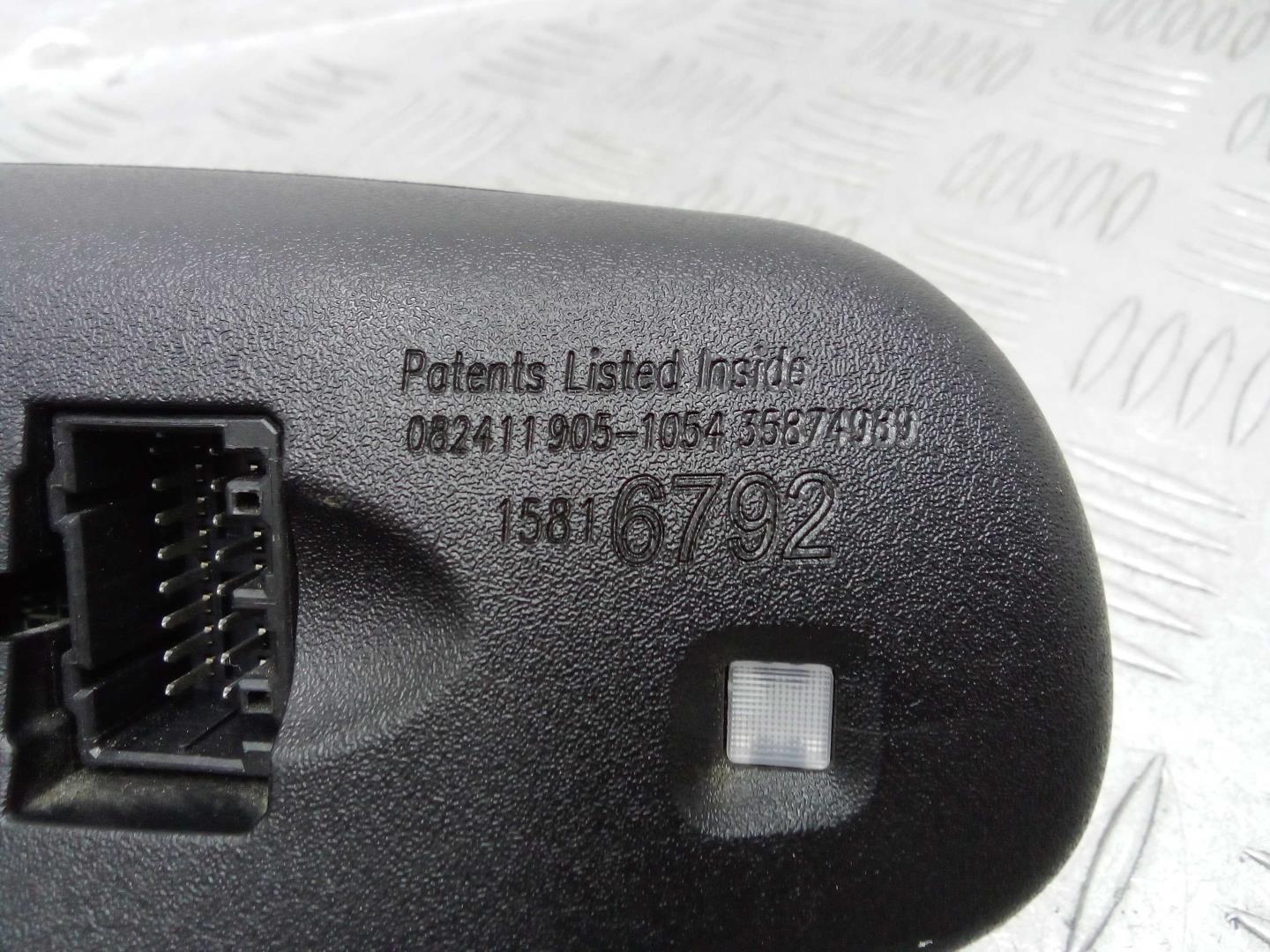 Зеркало заднего вида