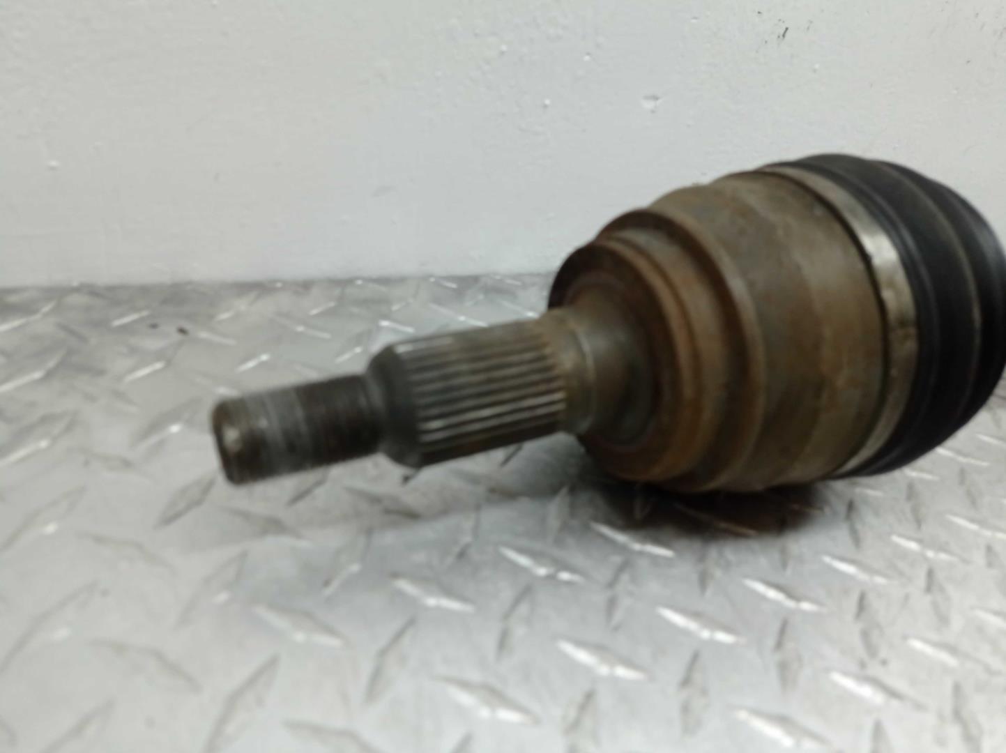 Полуось передняя левая