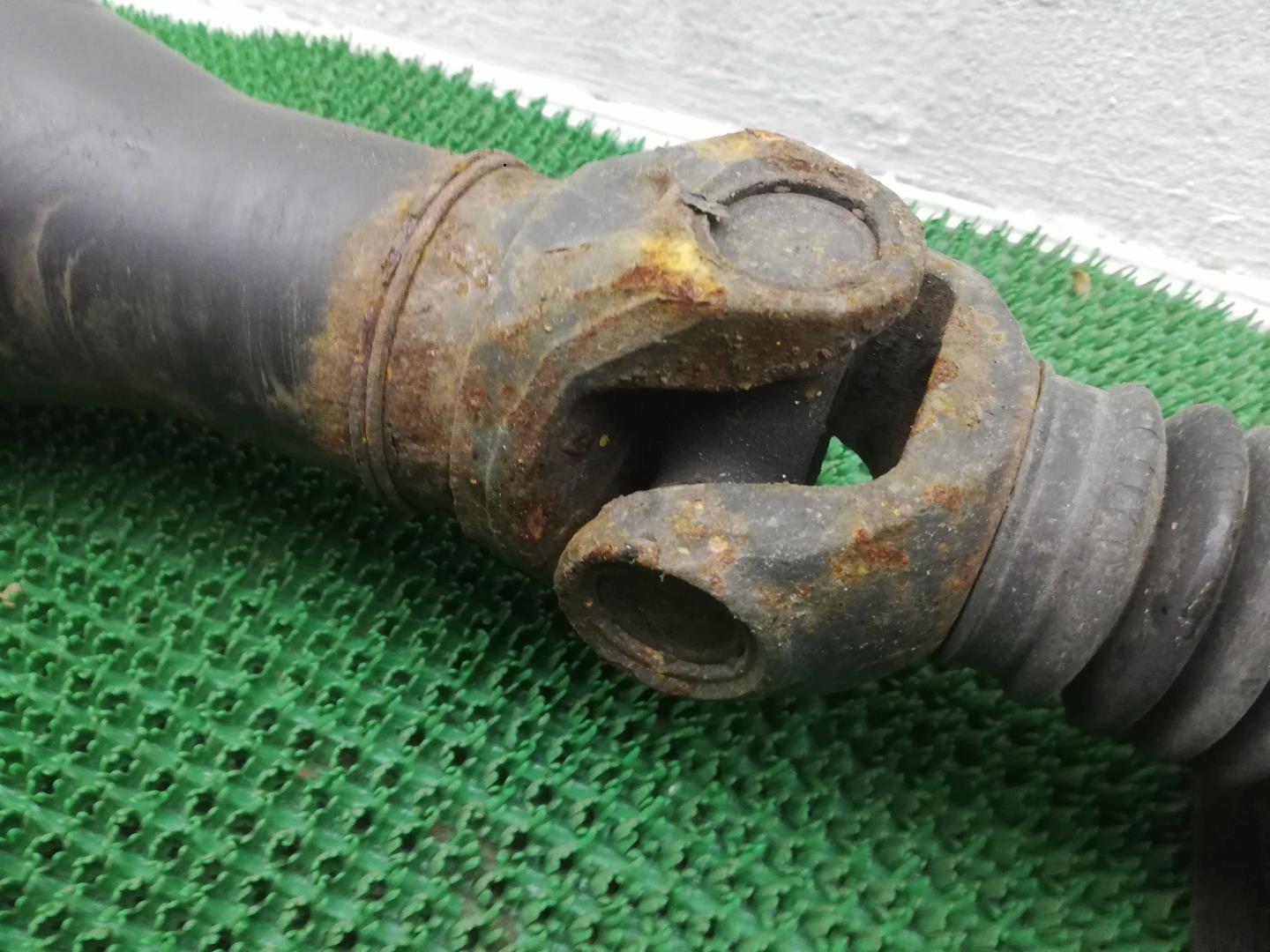 Вал карданный задний