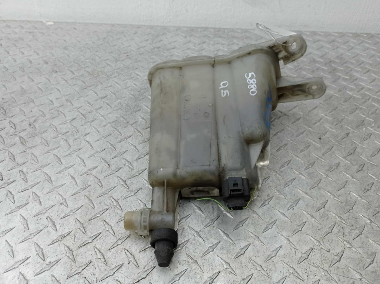 Бачок расширительный