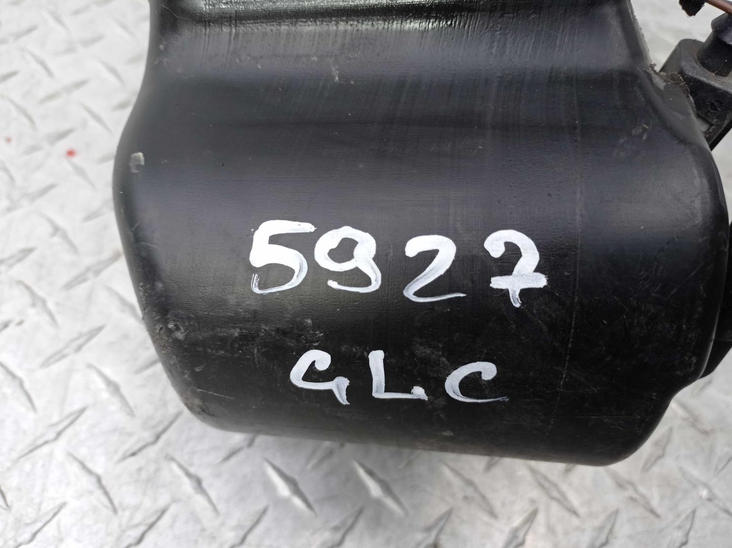 Бачок омывателя лобового стекла