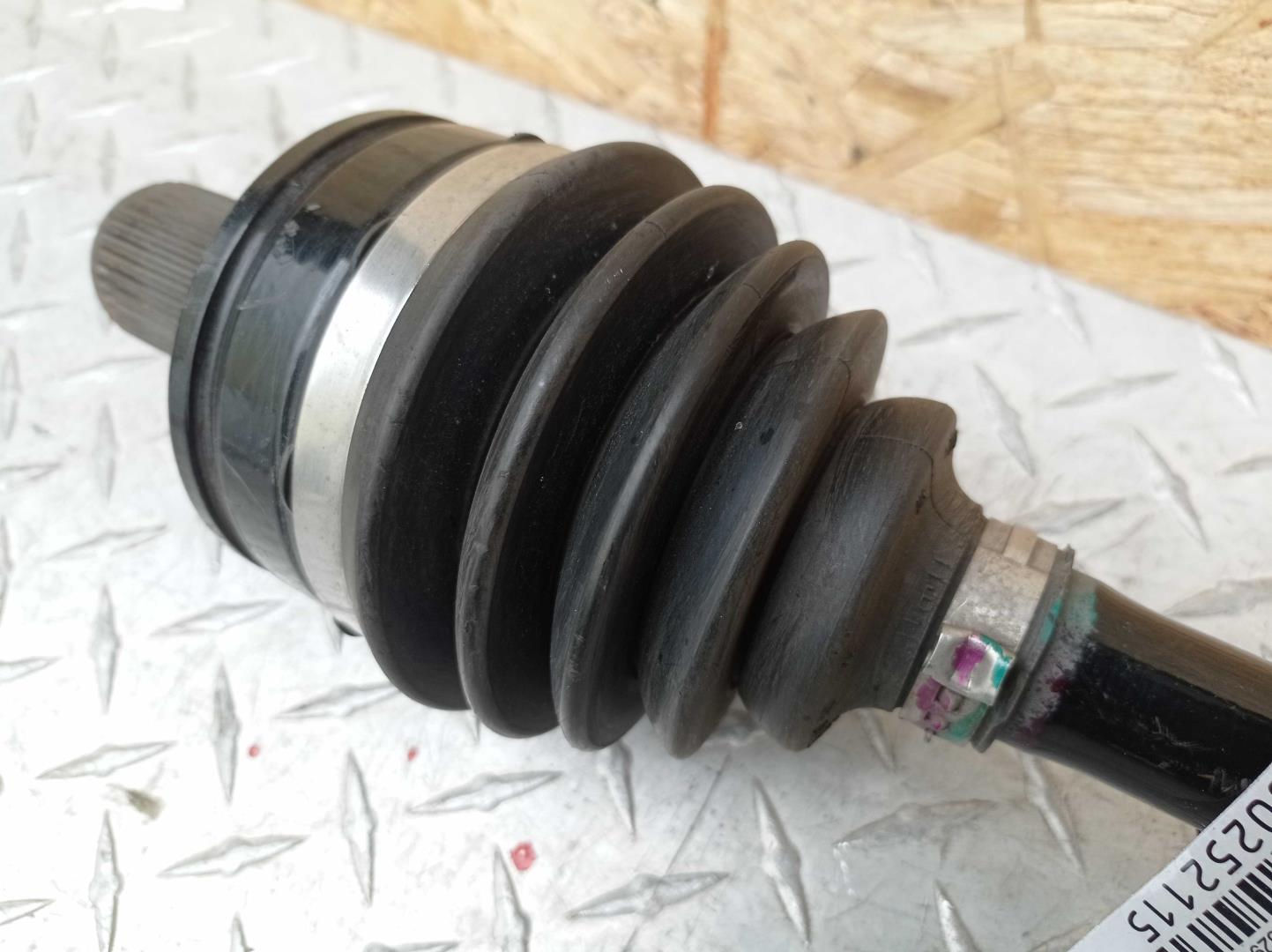 Полуось передняя левая